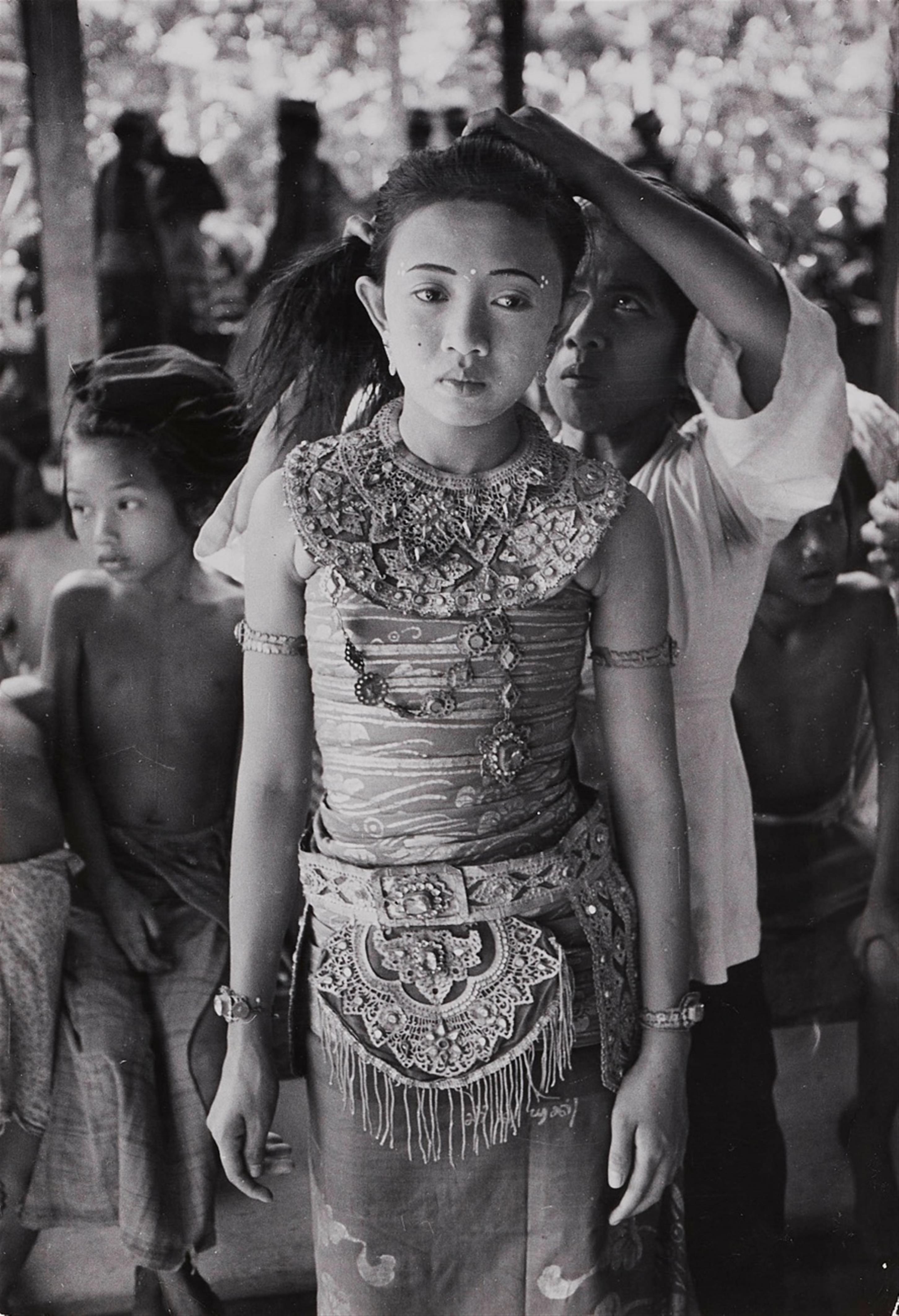 Henri Cartier-Bresson - Indonesia - image-1