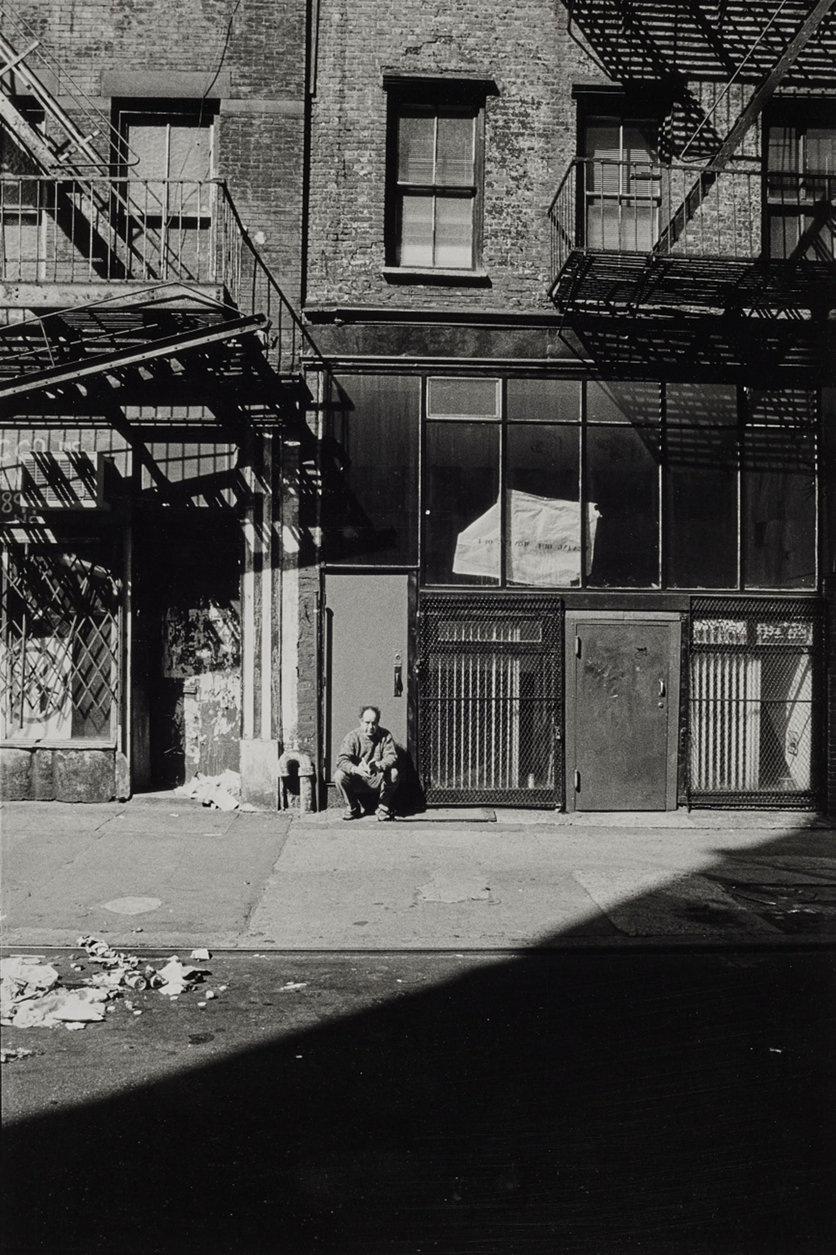 F.C. Gundlach - Robert Frank vor seinem Studio, Mercer Street, New York City - image-1