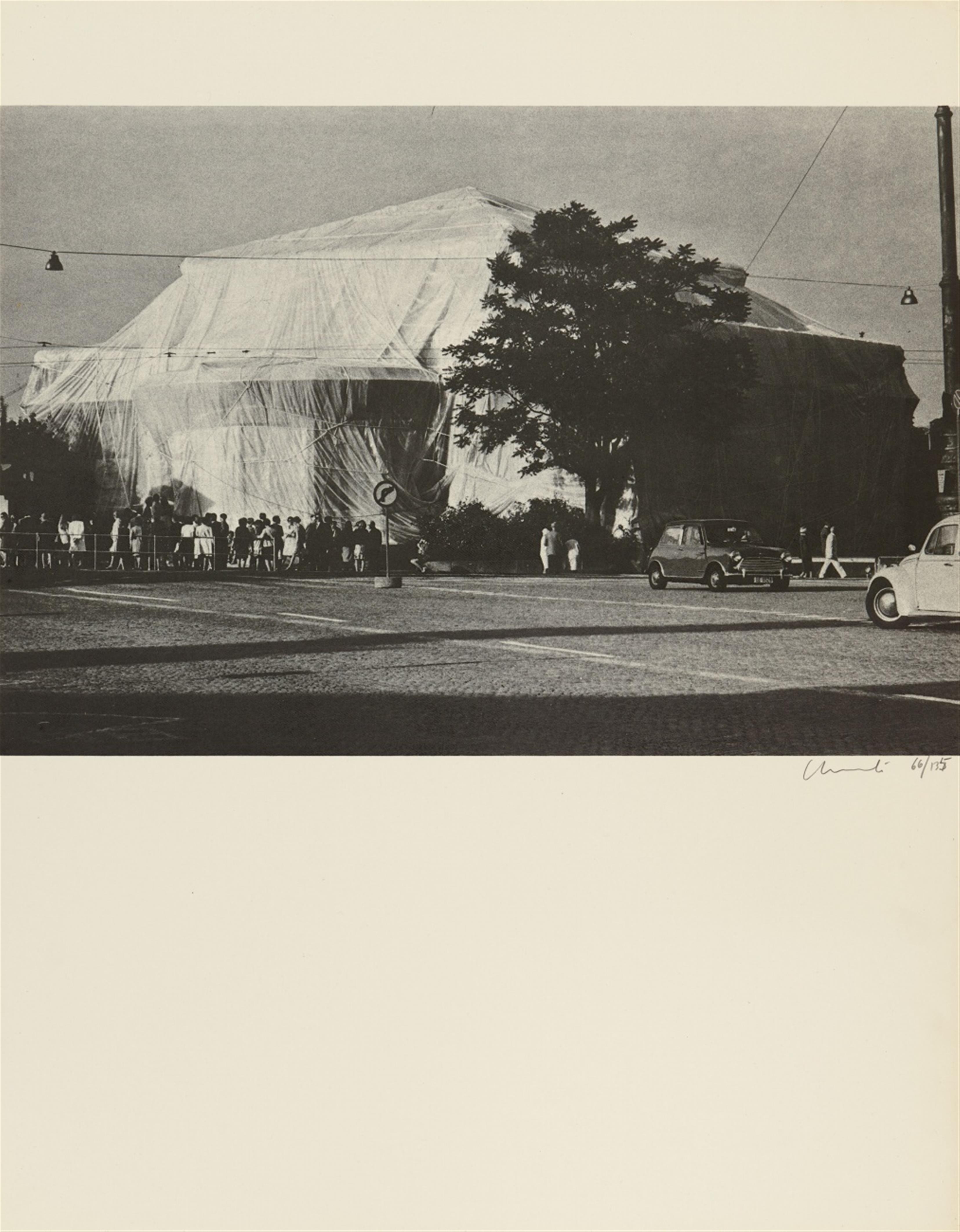 Christo - Wrapped Kunsthalle Bern, Projekt - image-2