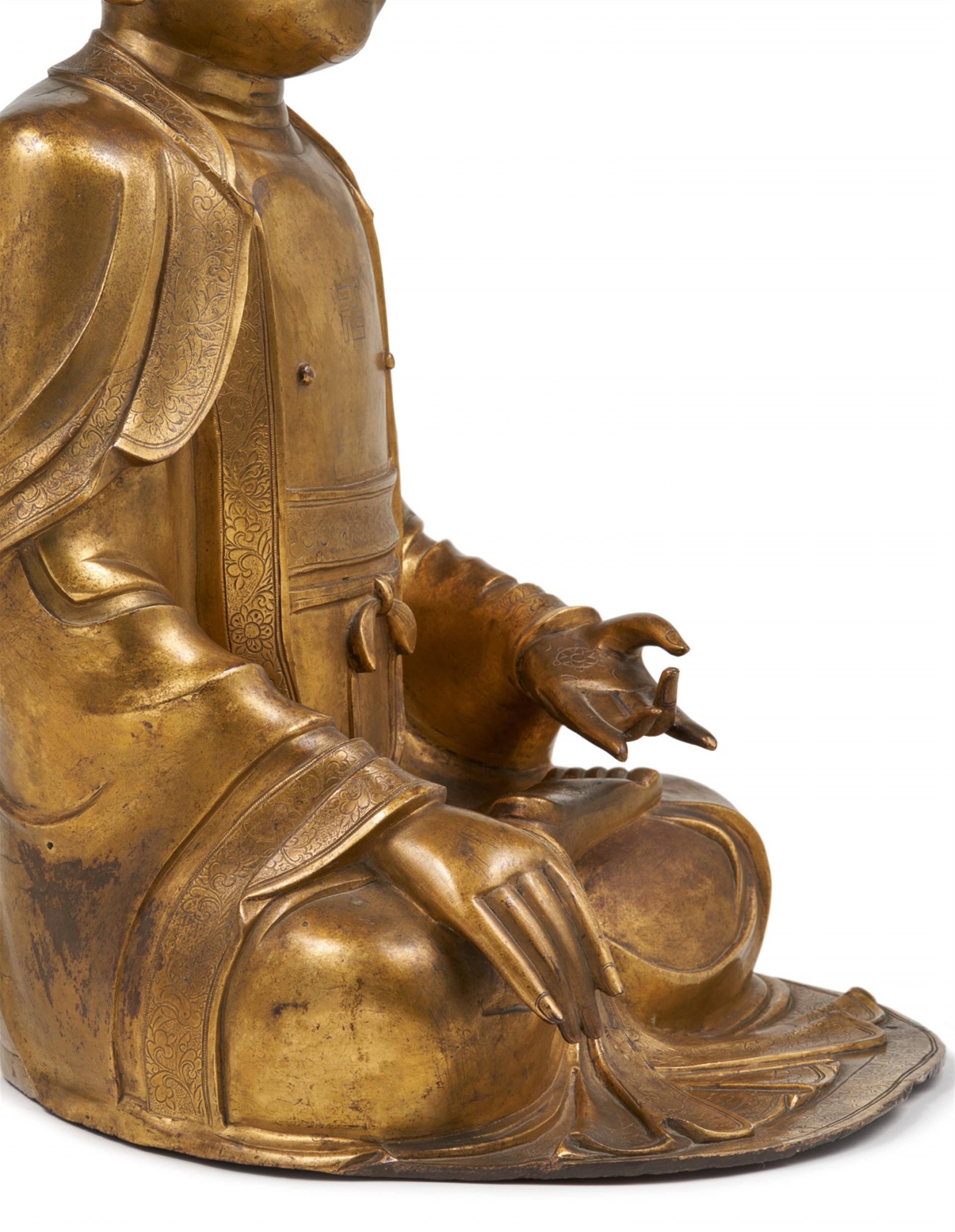A gilt-bronze figure of Shakyamuni. 17th/18th century - image-8