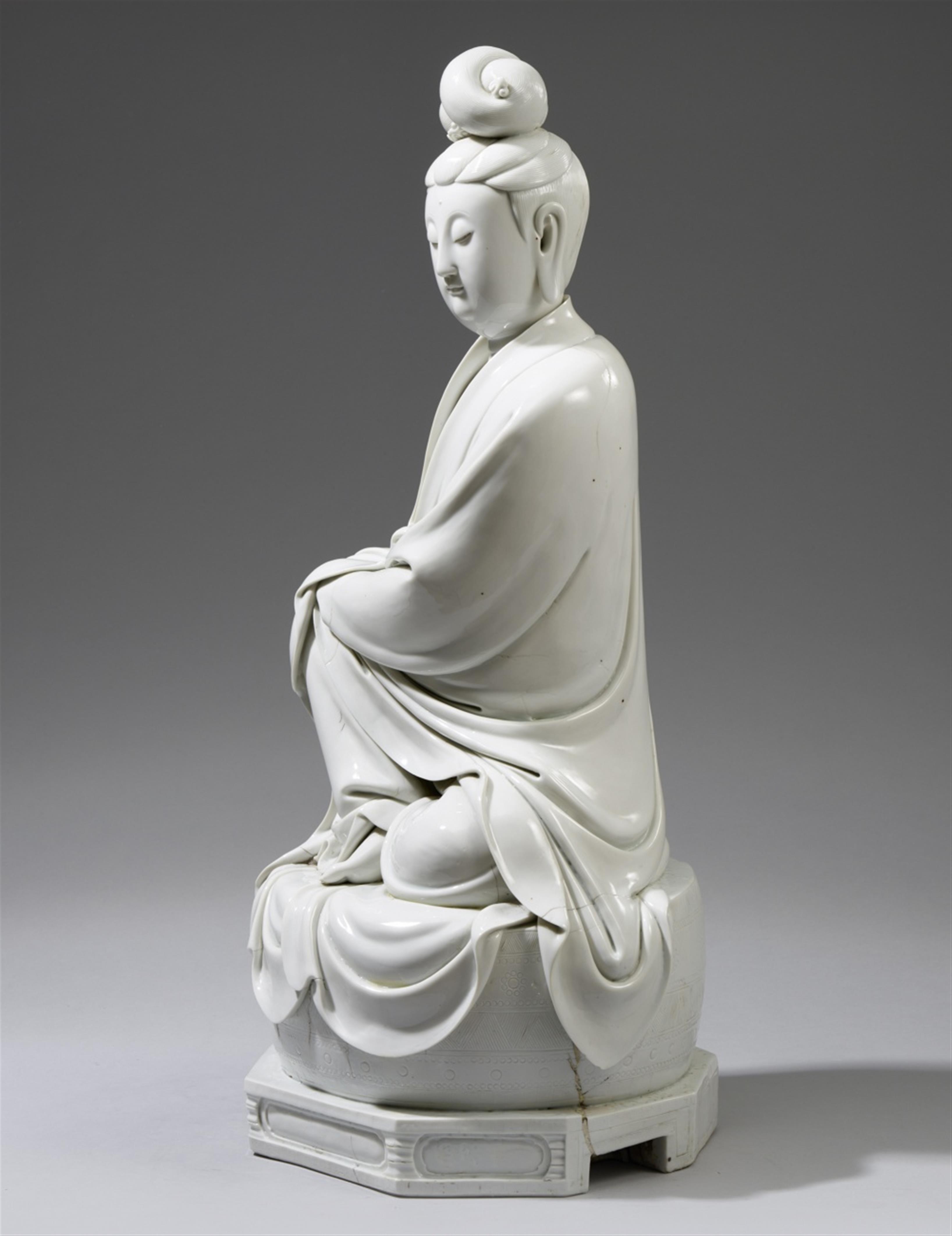 A large blanc de Chine figure of Guanyin. 19th century - image-2