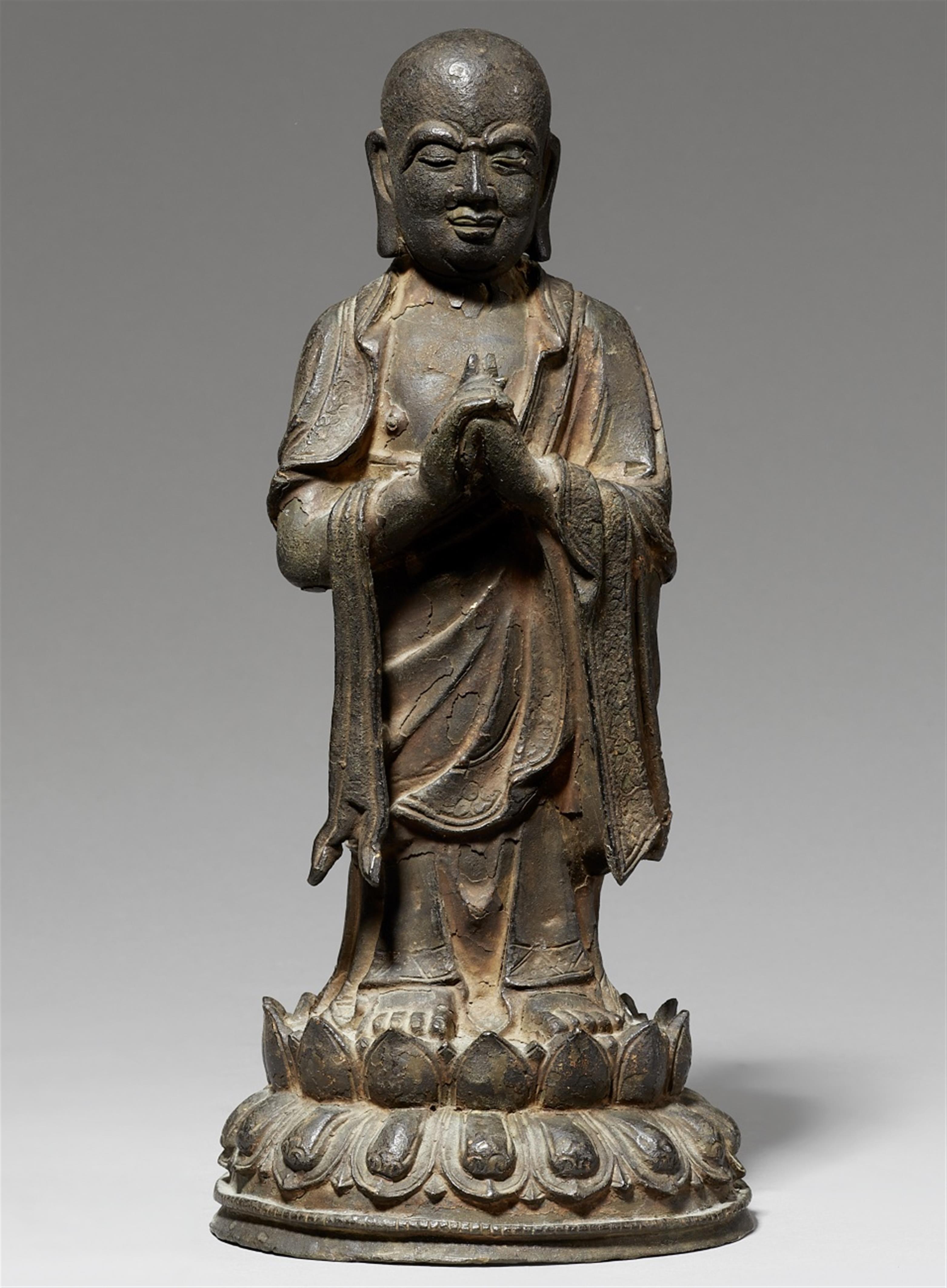 A bronze figure of luohan Ananda. Ming dynasty - image-1