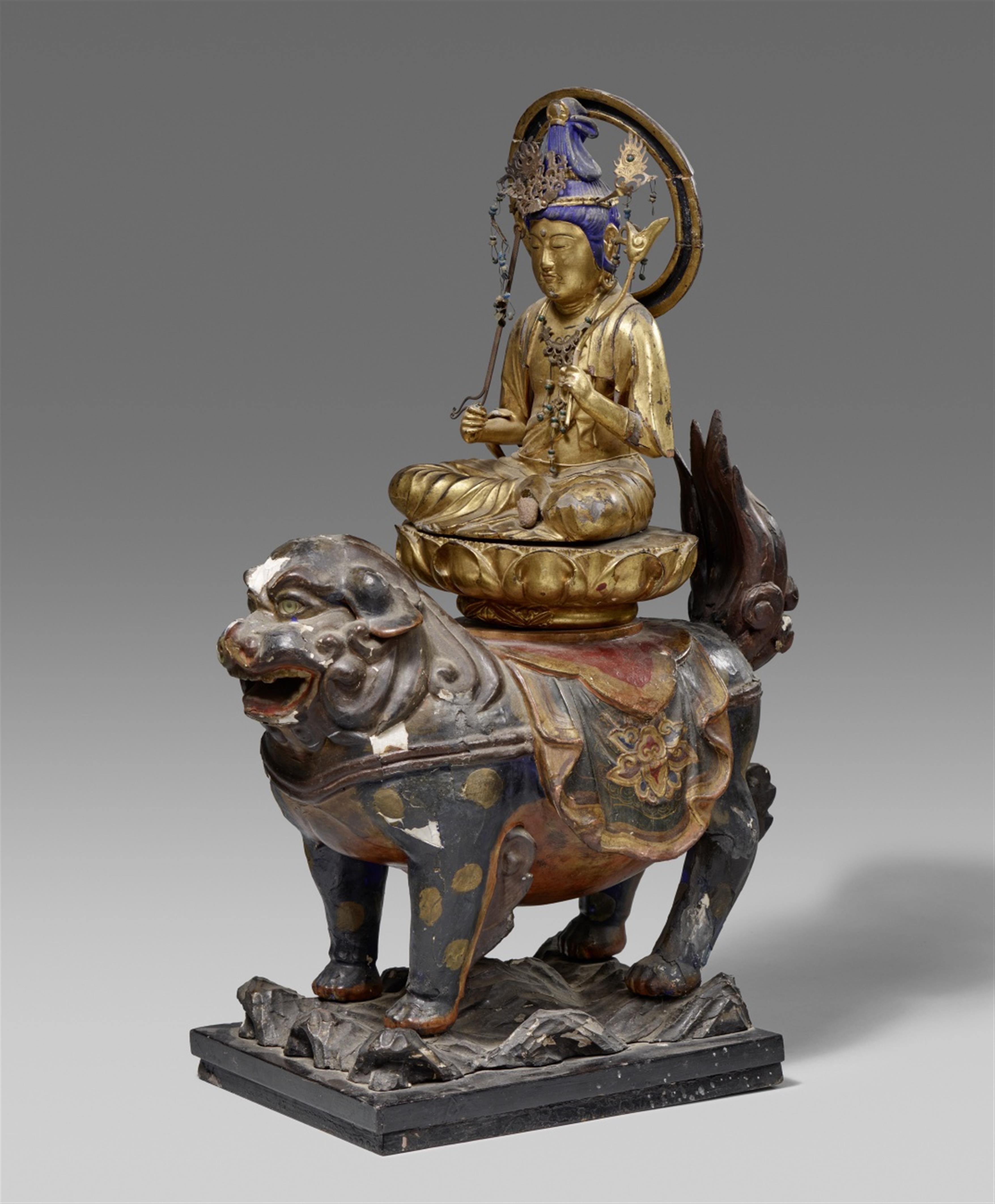 A lacquered, gilded and polychromed wood figure Monjû Bosatsu. Edo period - image-1