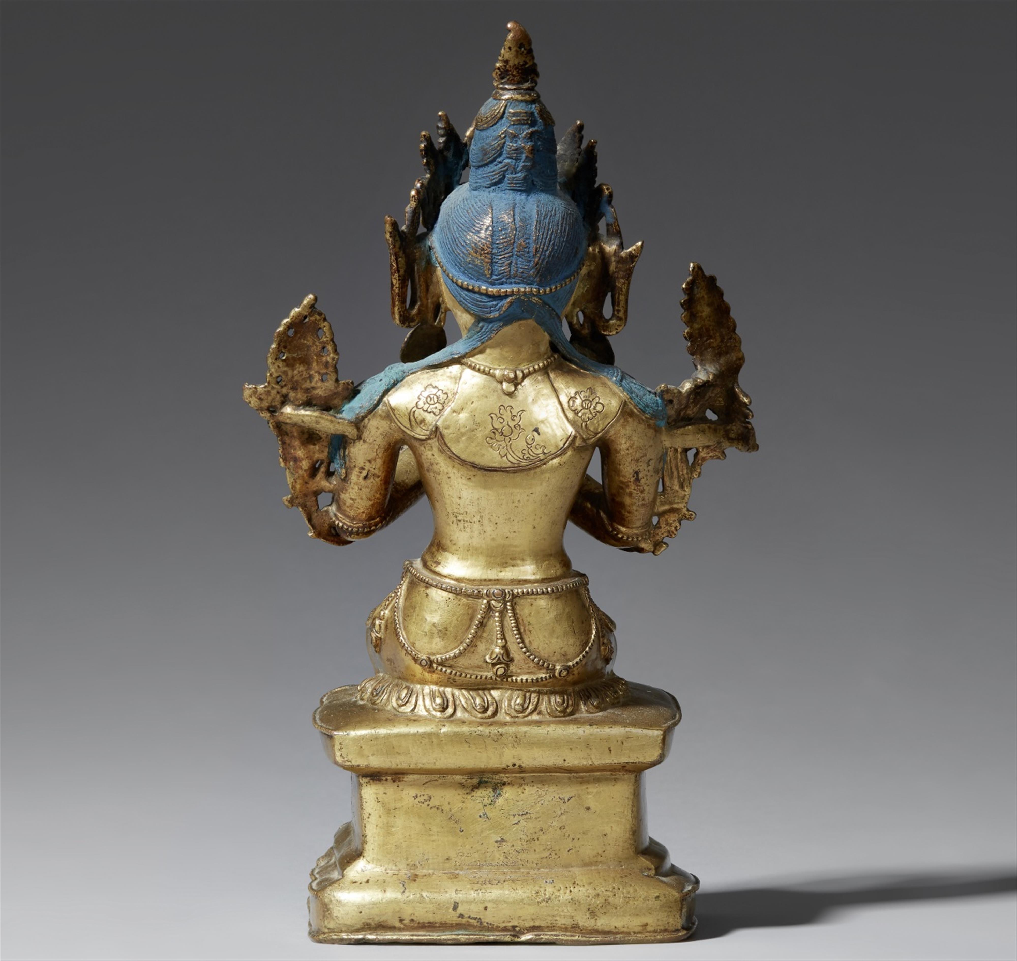 An exquisite Tibetan gilt bronze figure of Maitreya. 17th/18th century - image-2