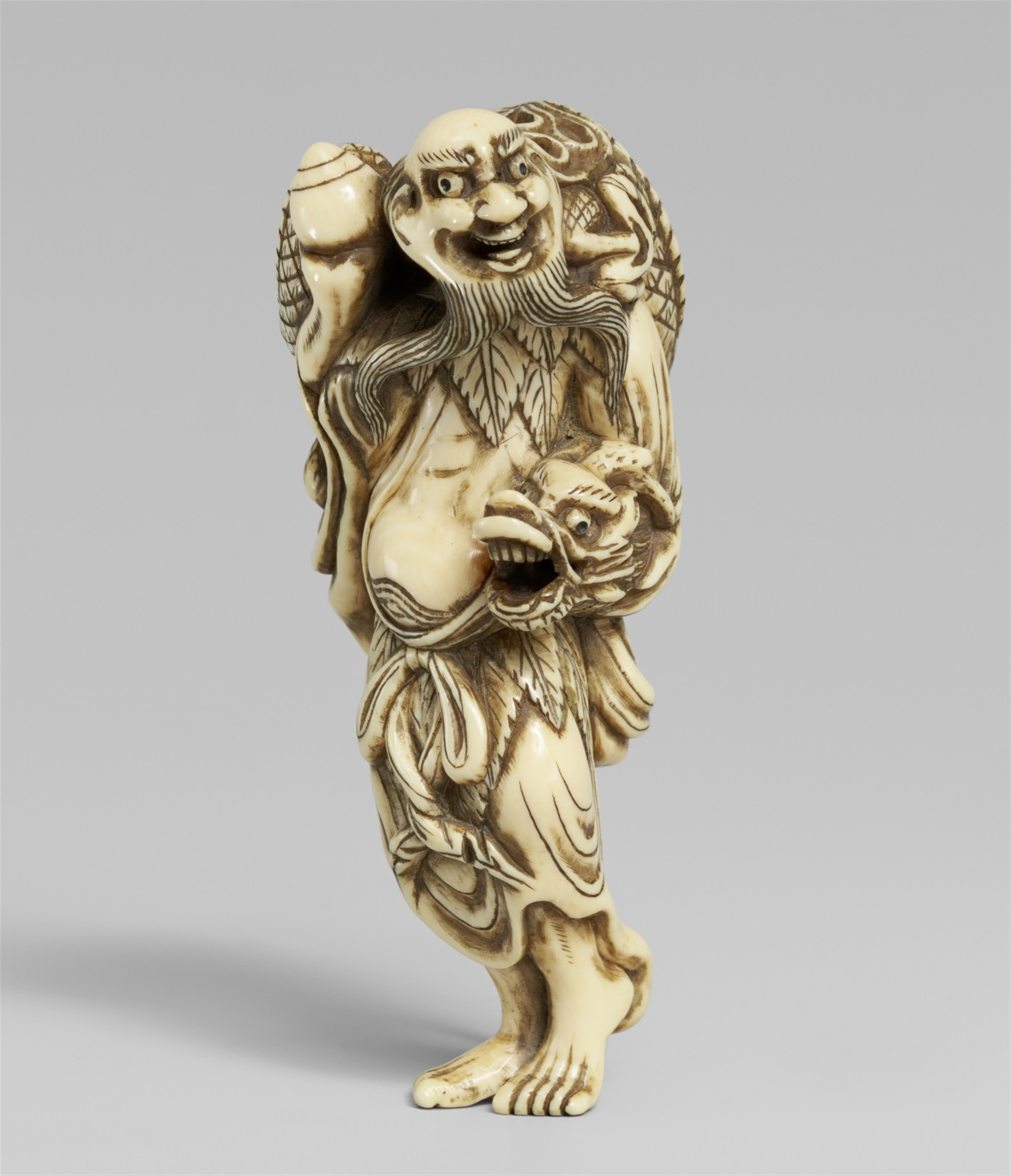 An ivory netsuke of possibly Shoshi Sennin with a dragon. Late 18th century - image-1