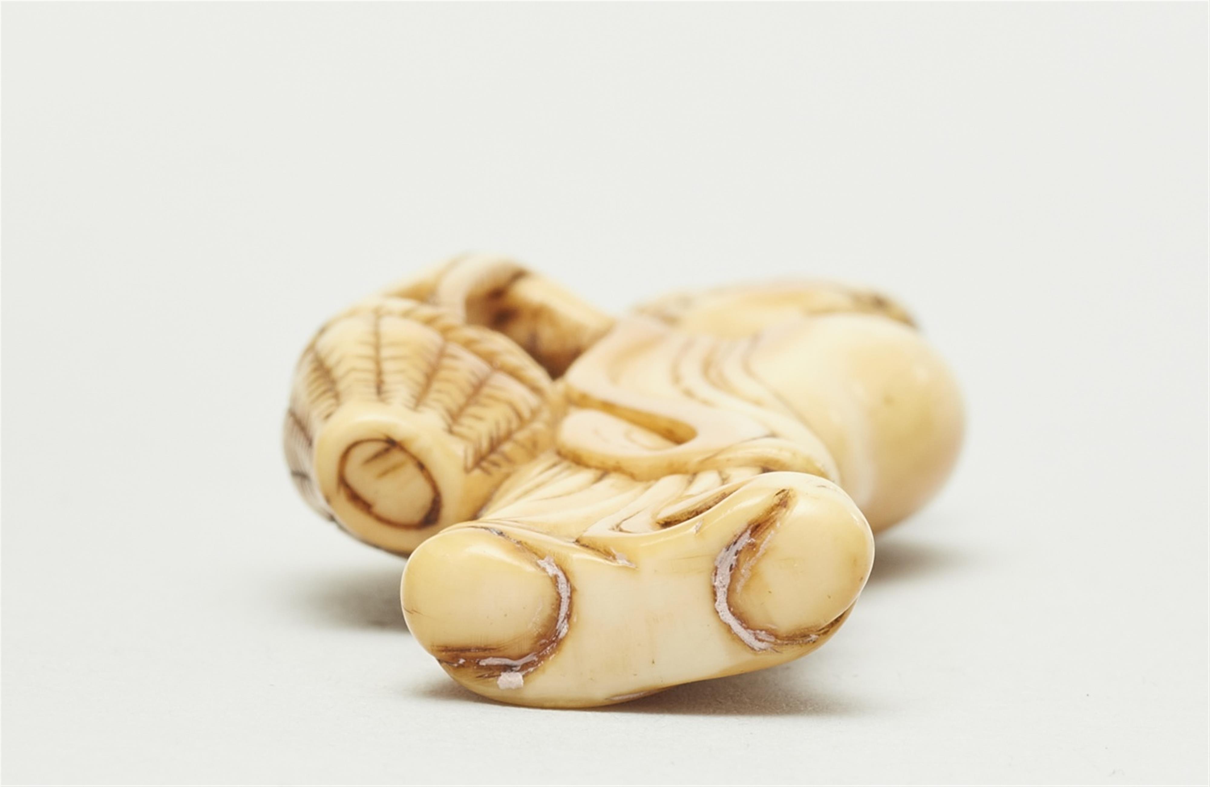 An ivory netsuke of Tobosaku. Around 1800 - image-5