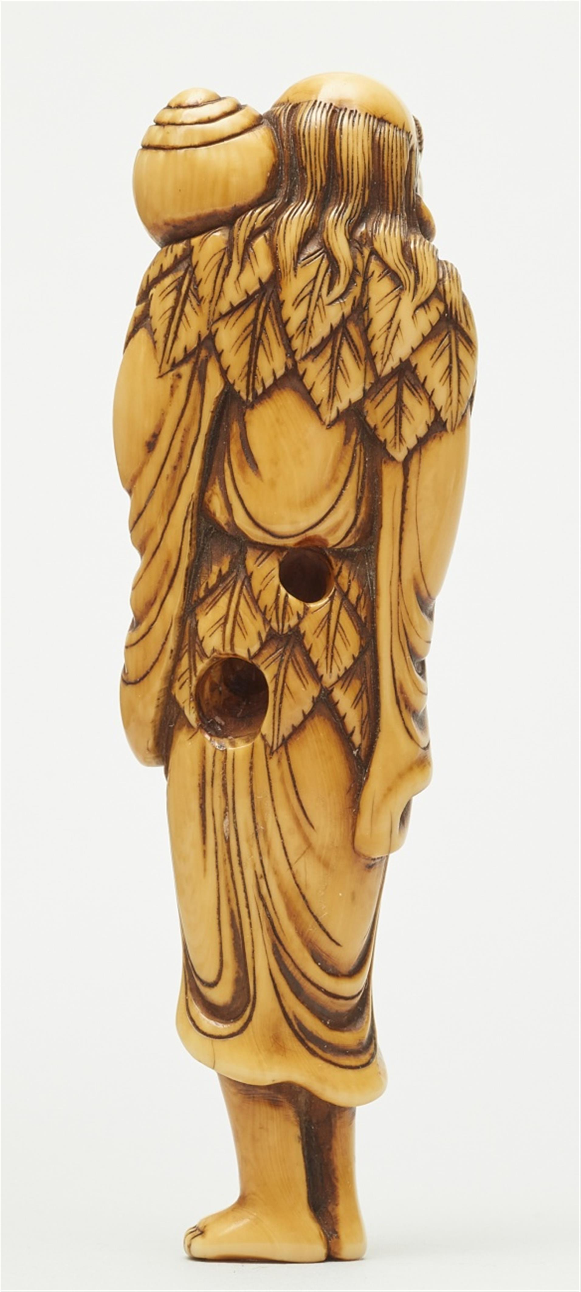 A fine ivory netsuke of sennin. 18th century - image-2
