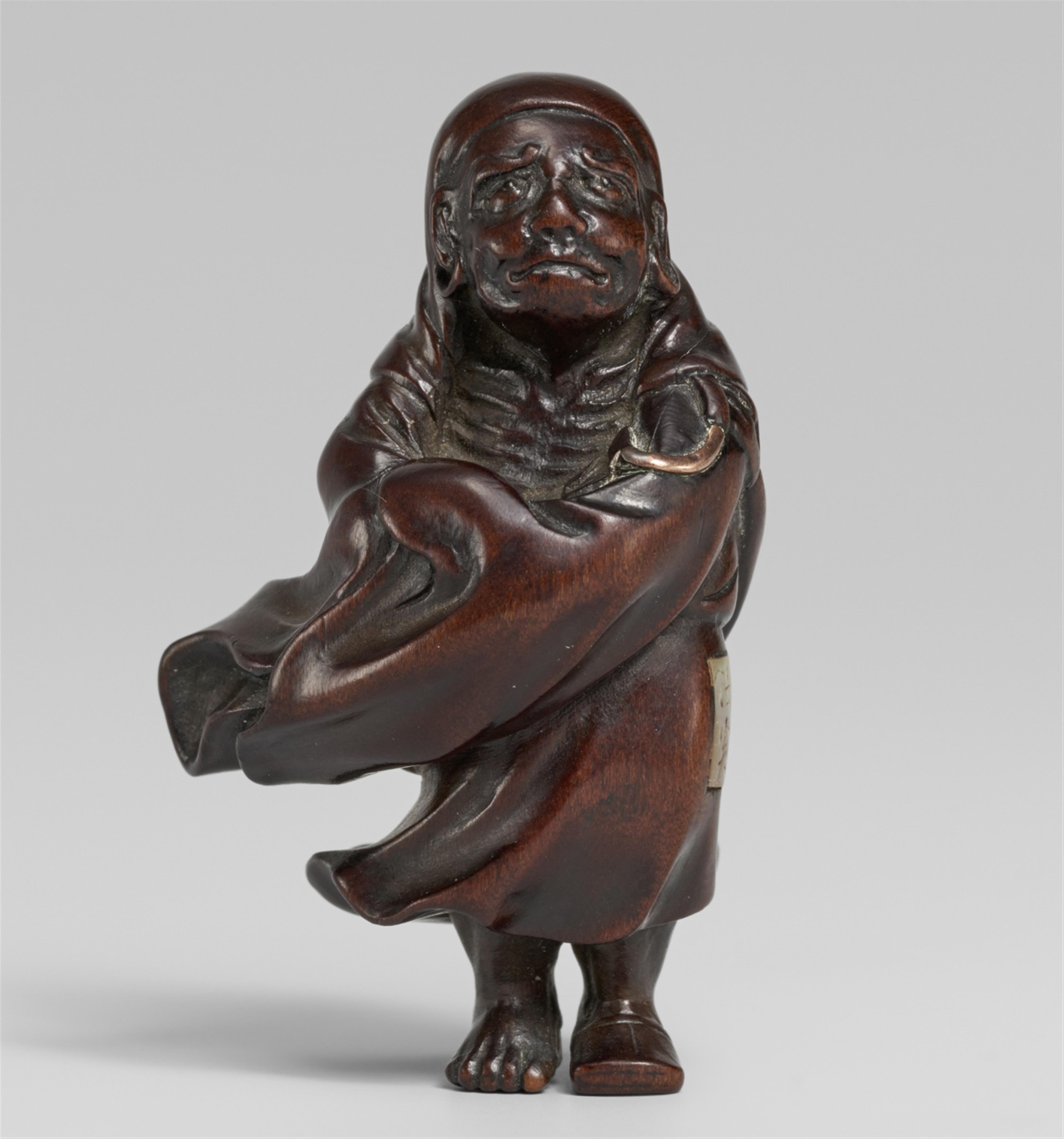 A finely carved netsuke of Daruma. Mid-19th century - image-1