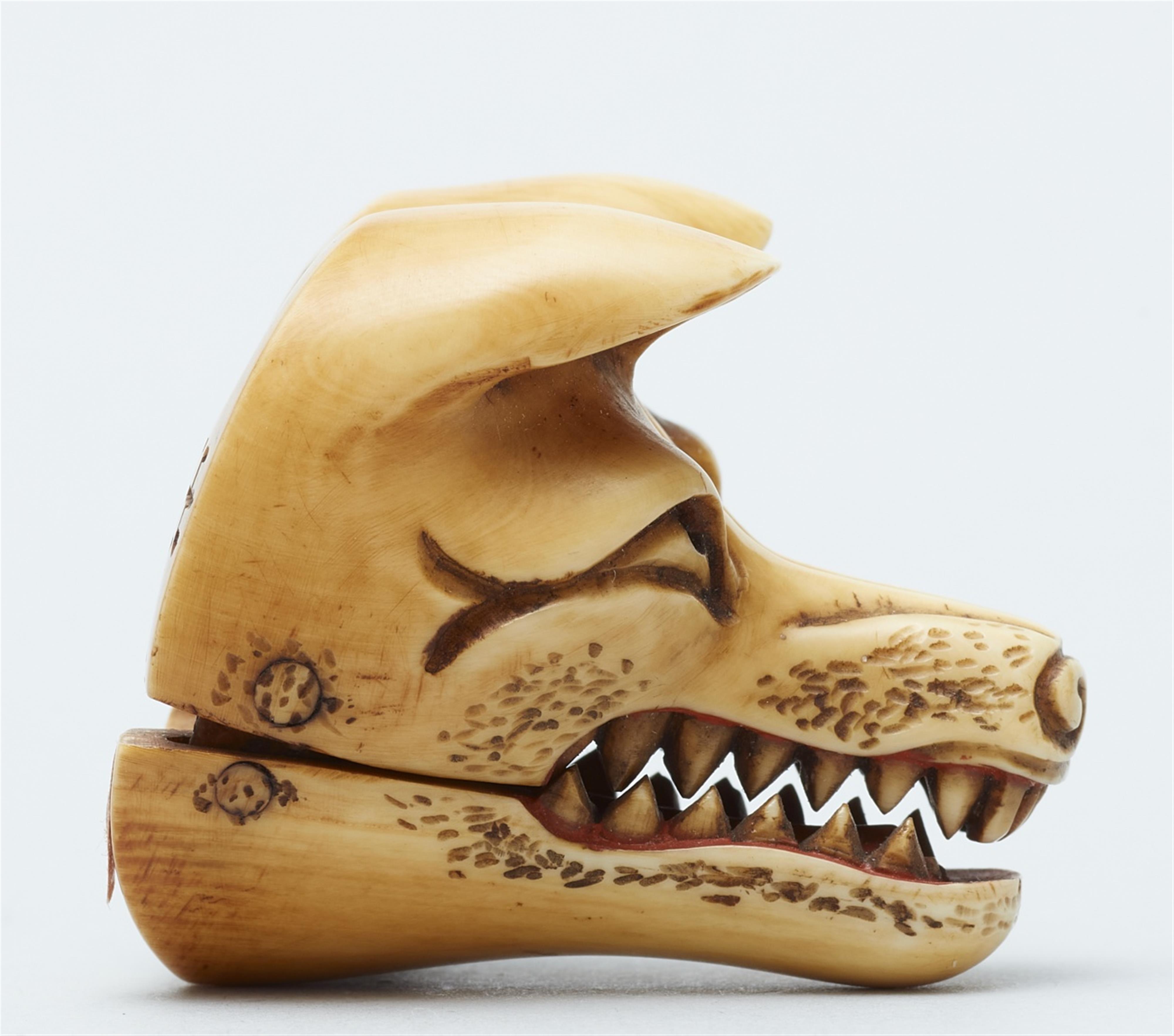 A stained ivory netsuke of a Kitsune mask. 19th century - image-3