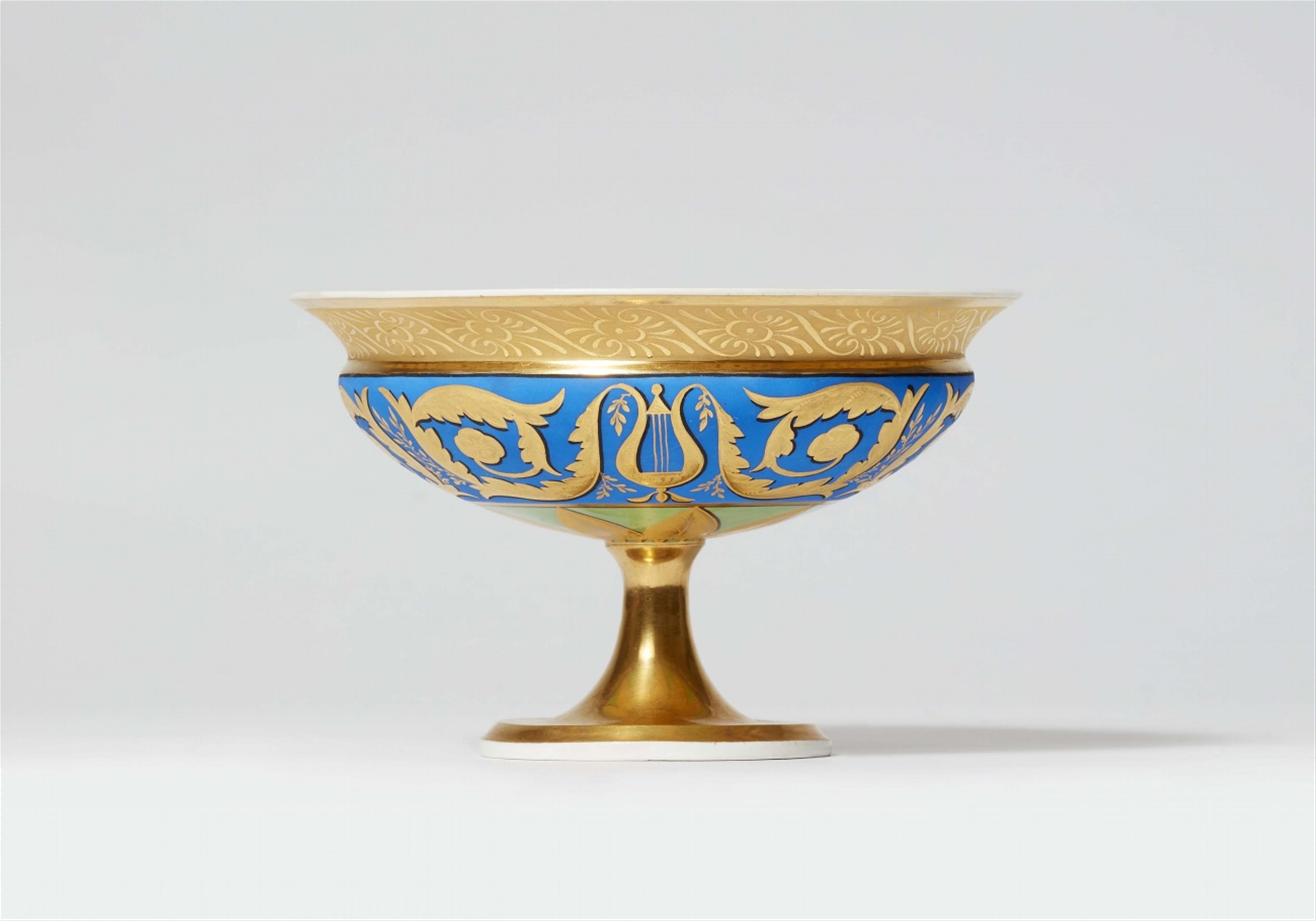 A Berlin KPM porcelain dish from a general's service - image-1
