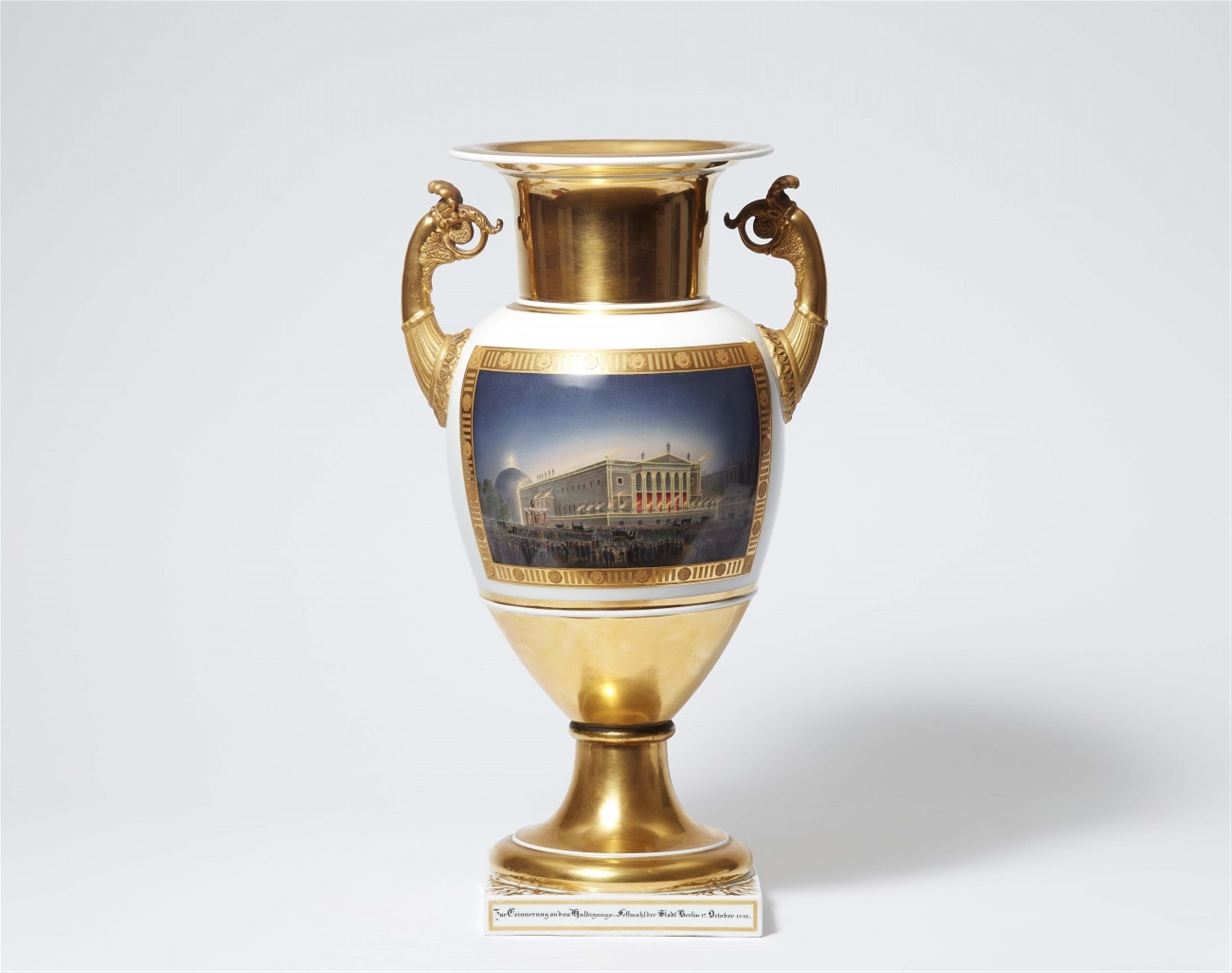 Seltene Vase mit Darstellung der Königshuldigung Friedrich Wilhelms IV. - image-1