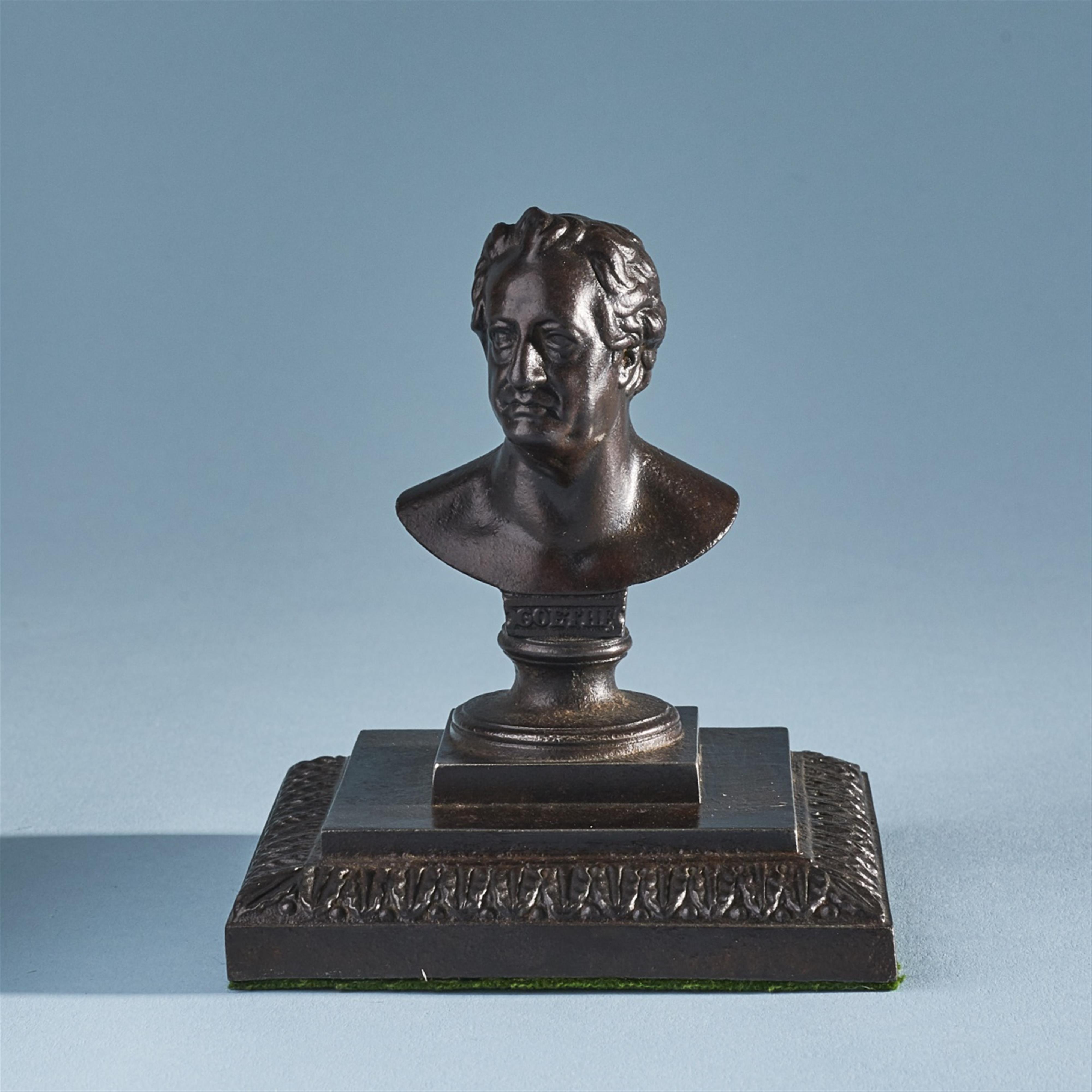 A cast iron model of Goethe as a paperweight - image-1
