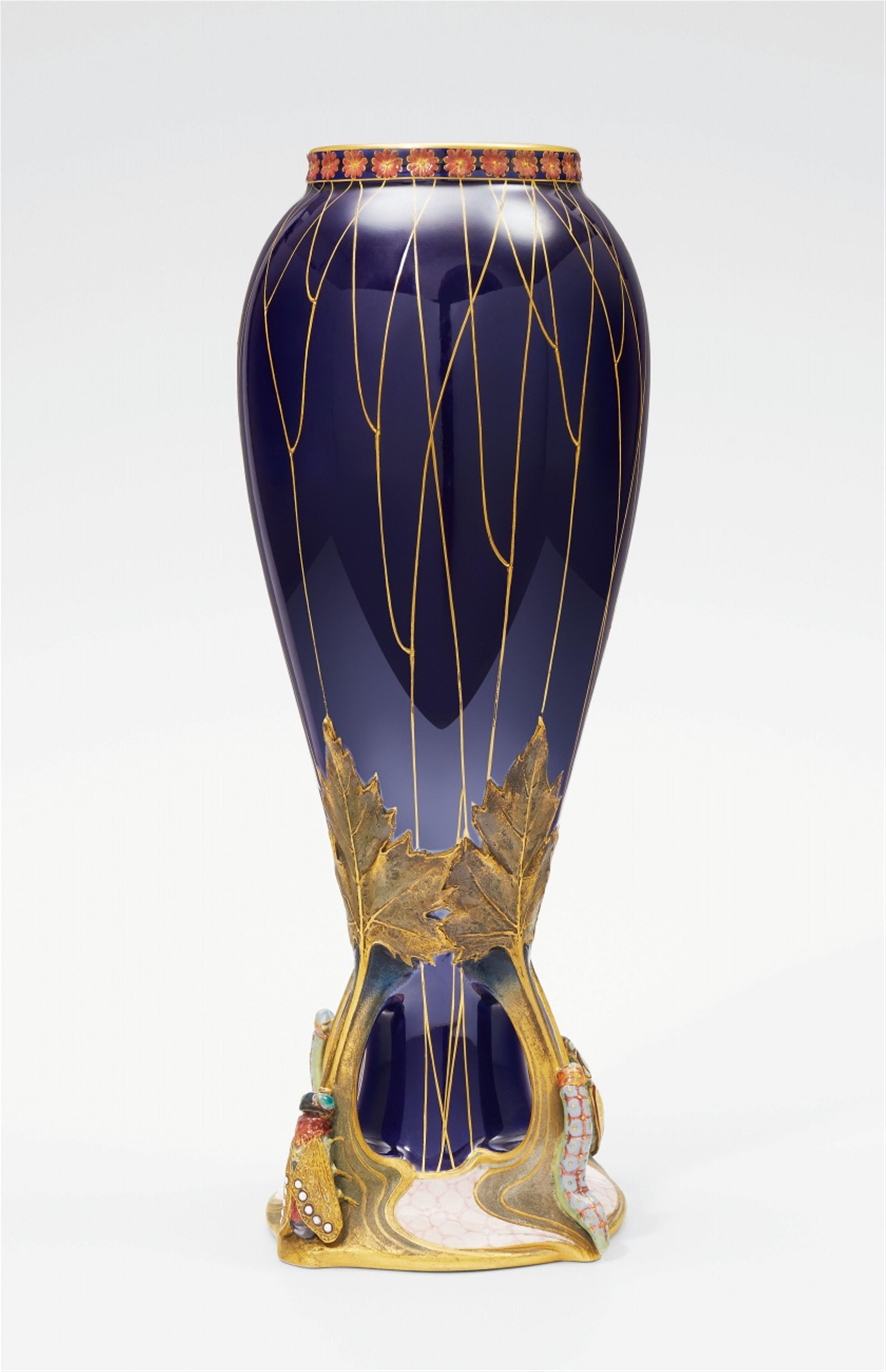 A Berlin KPM Jugendstil porcelain vase decorated with insects - image-1