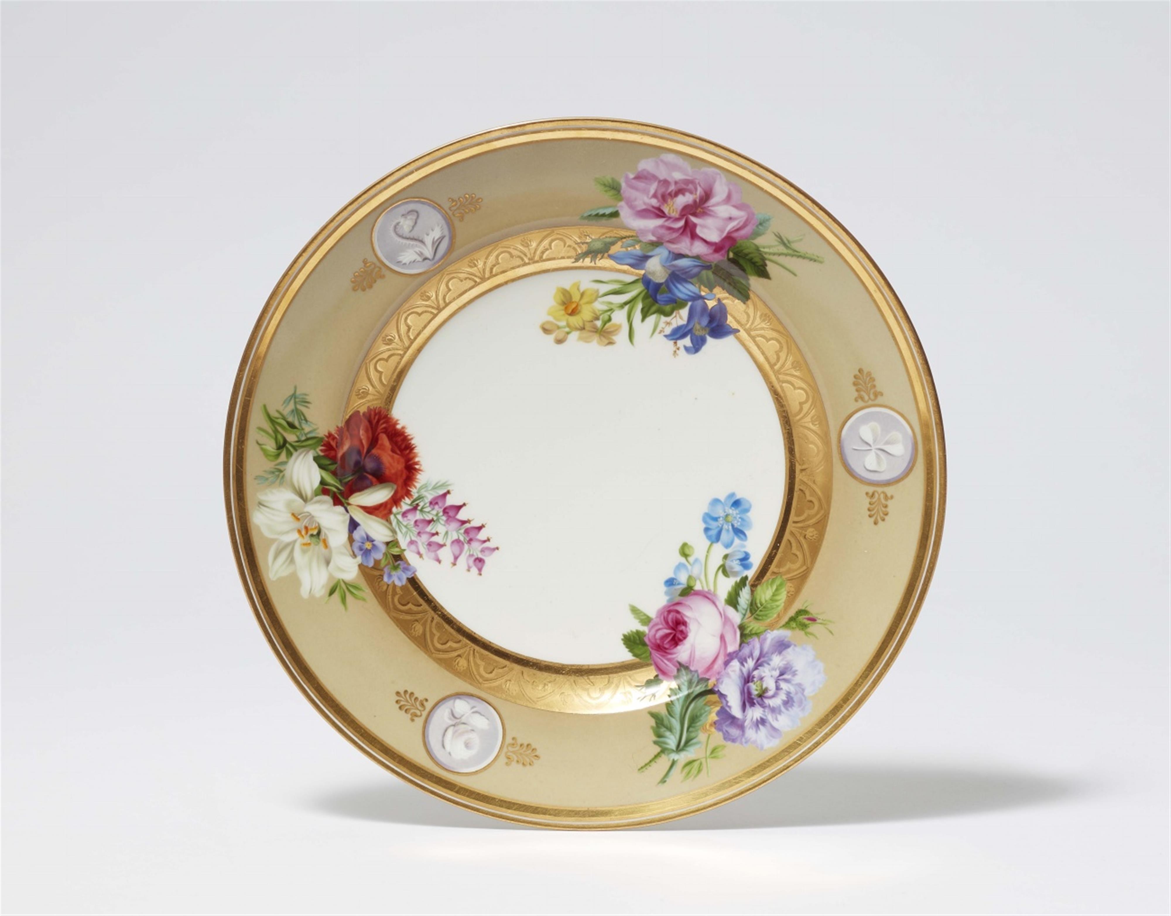 A Royal Vienna porcelain plate with three bouquets - image-1
