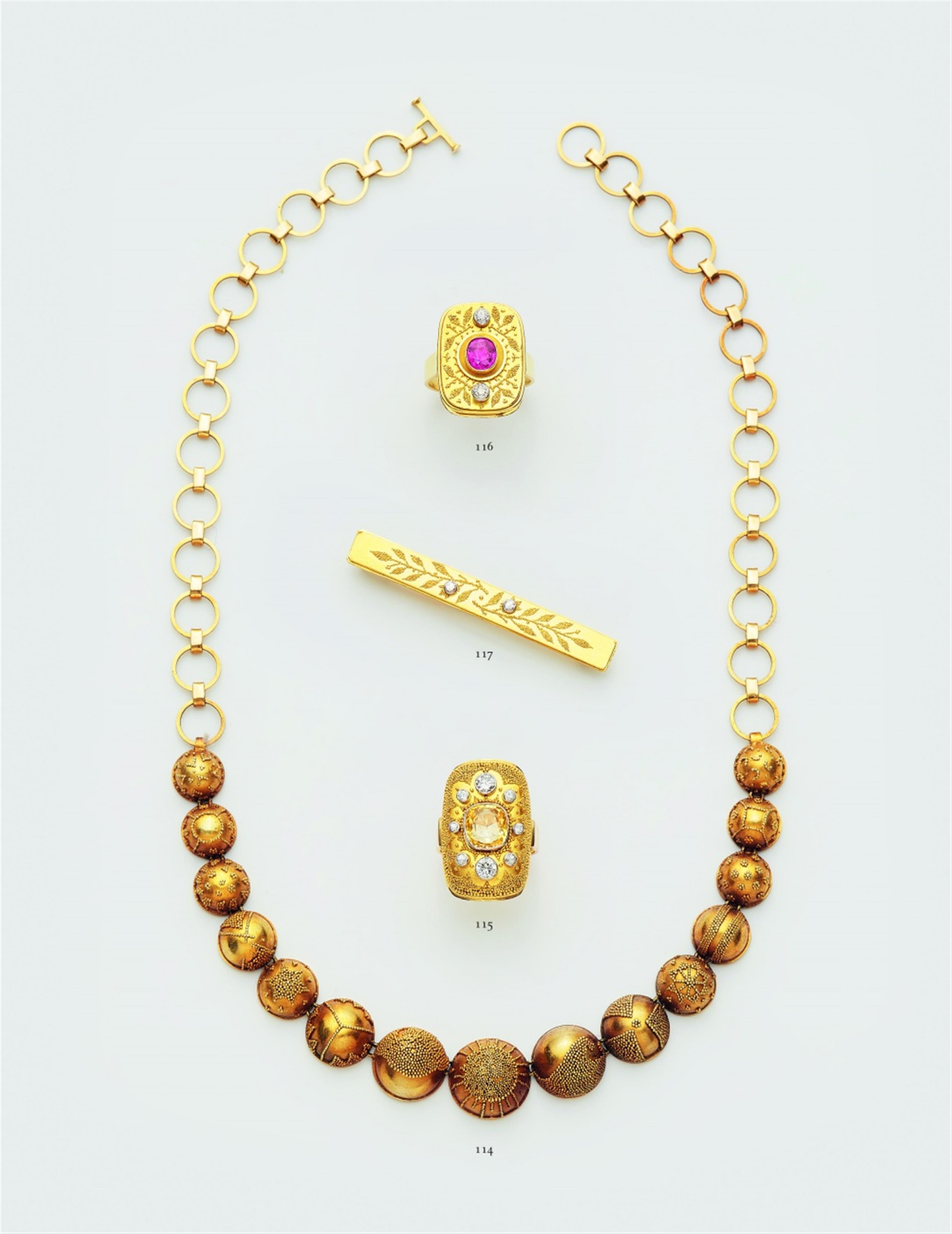 A gold granulation necklace - image-3