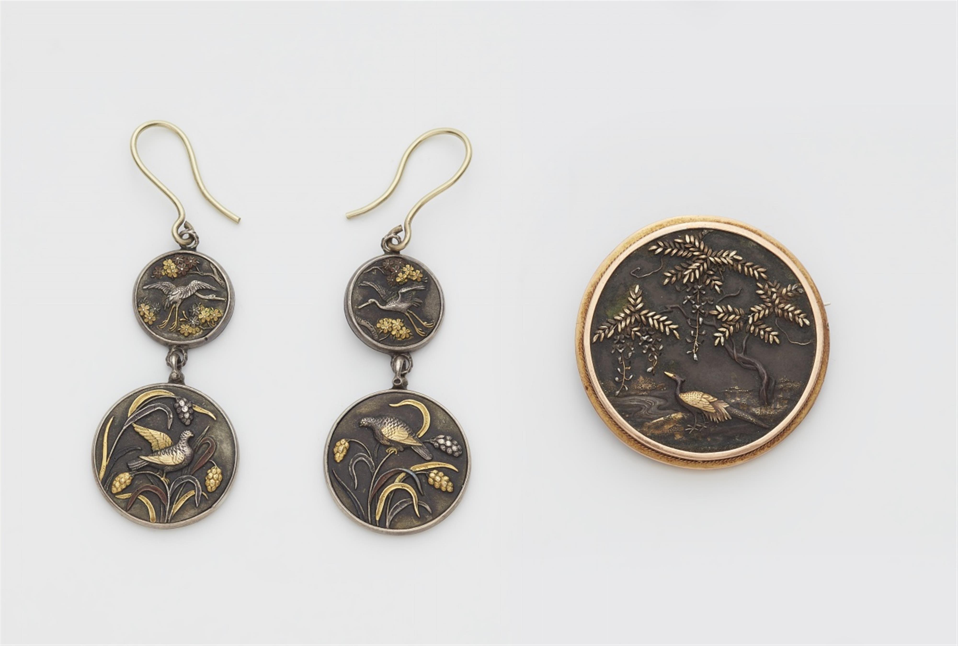 A set of jewellery made with Japanese shakudo plaques - image-1