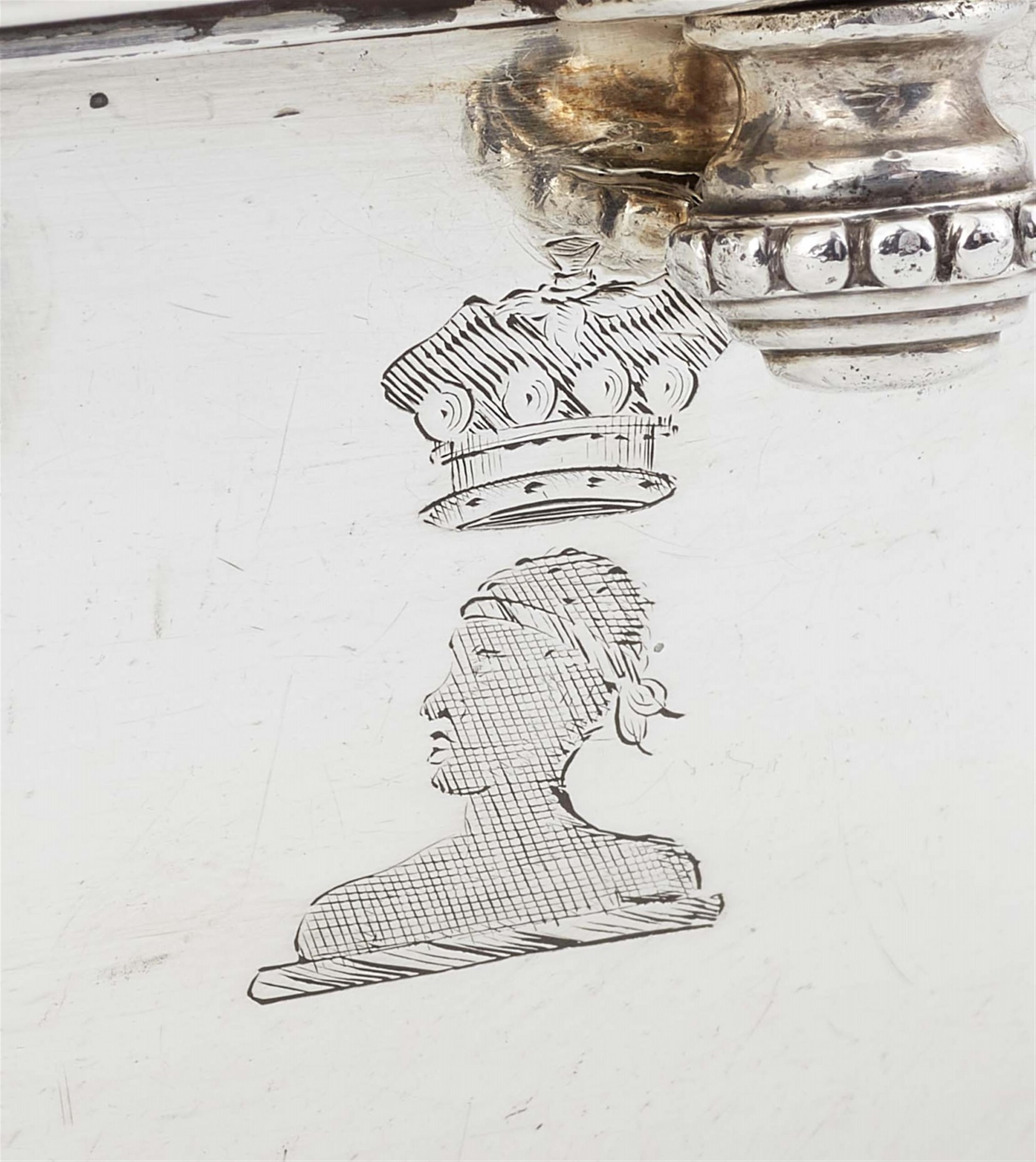 A pair of George IV silver warming dishes - image-4