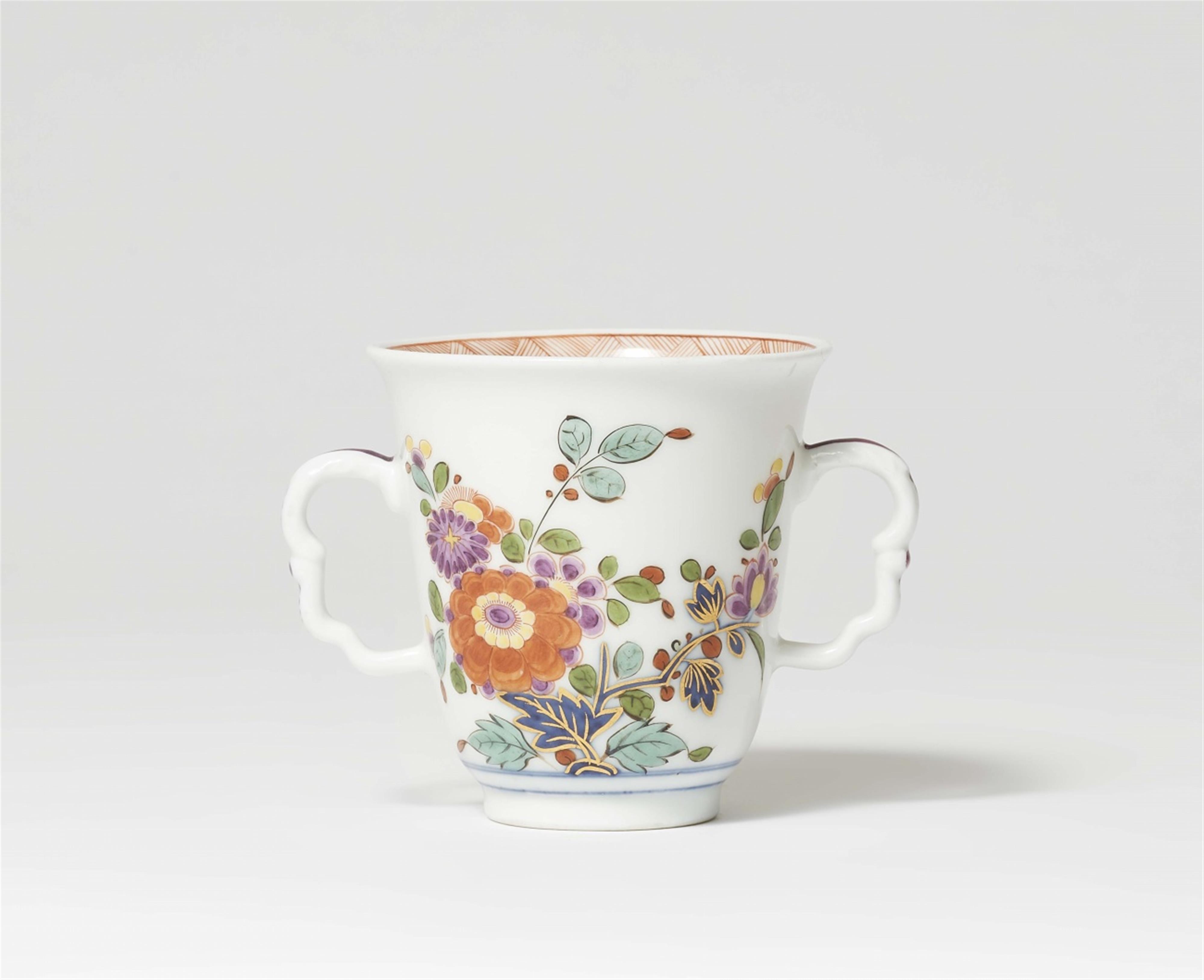 A Meissen porcelain beaker with “indianische blumen” - image-1