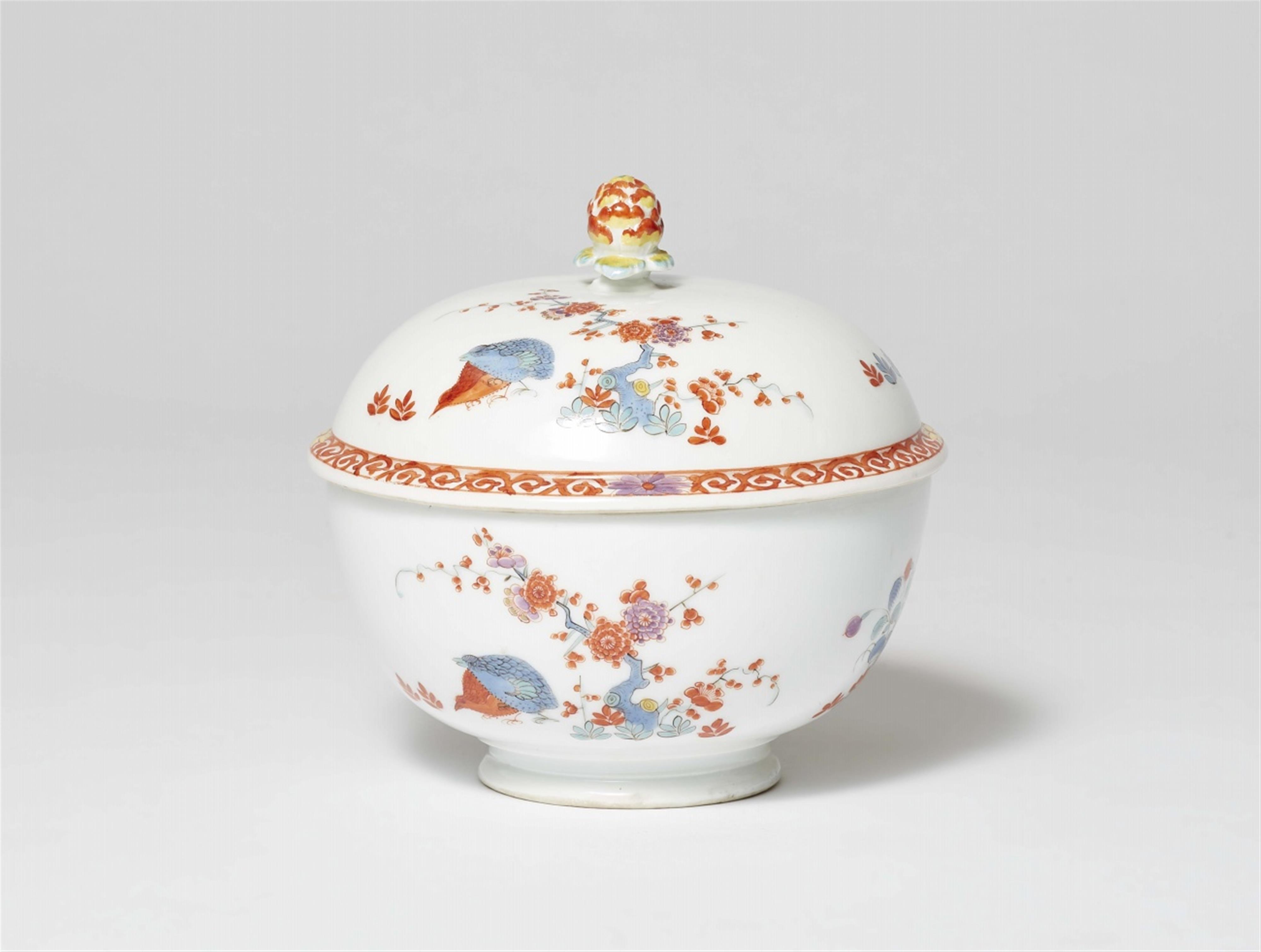 A Meissen porcelain sugar box with quail motifs - image-1