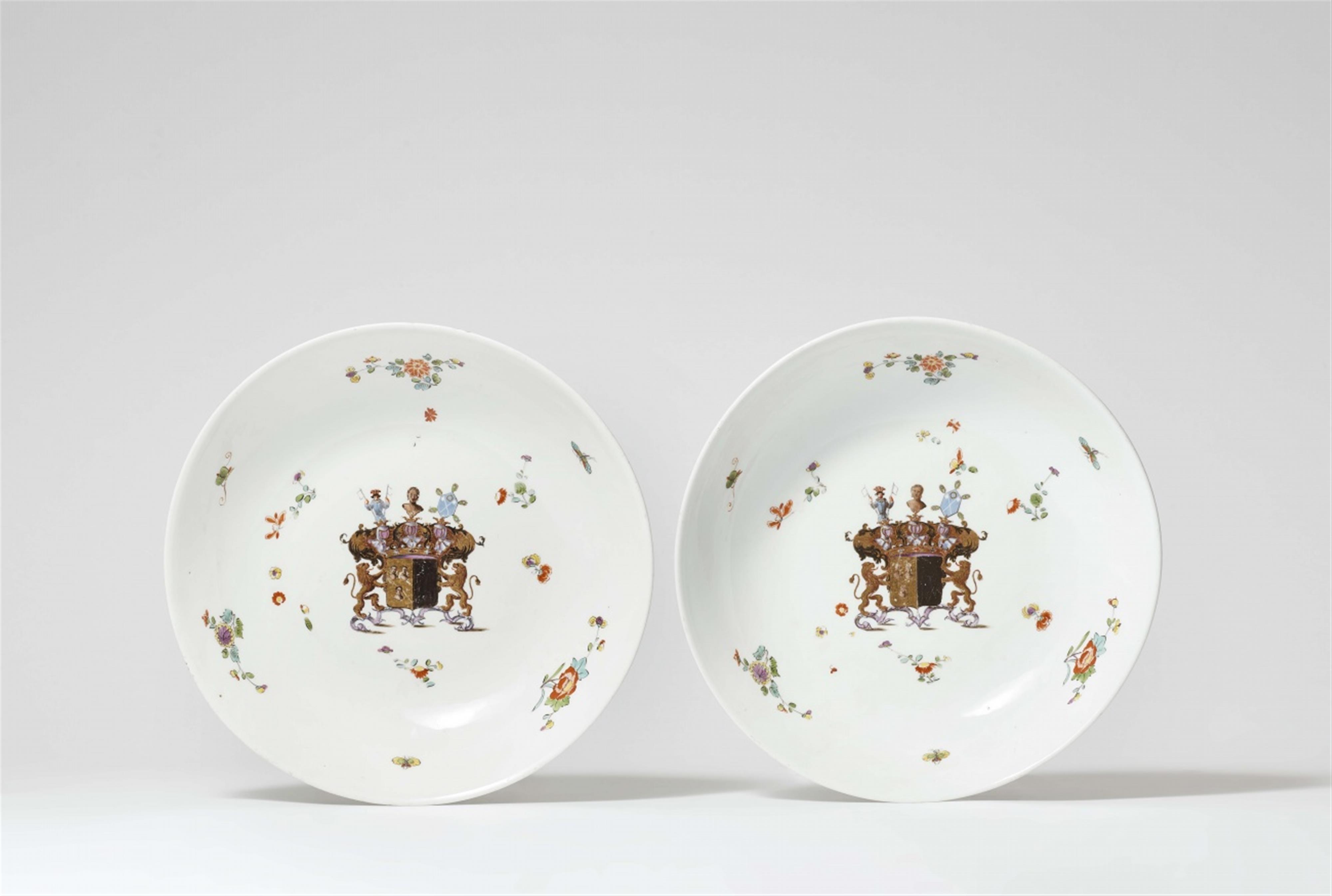 Two rare Meissen porcelain bowls from the dinner service made for Count von Seydewitz - image-1