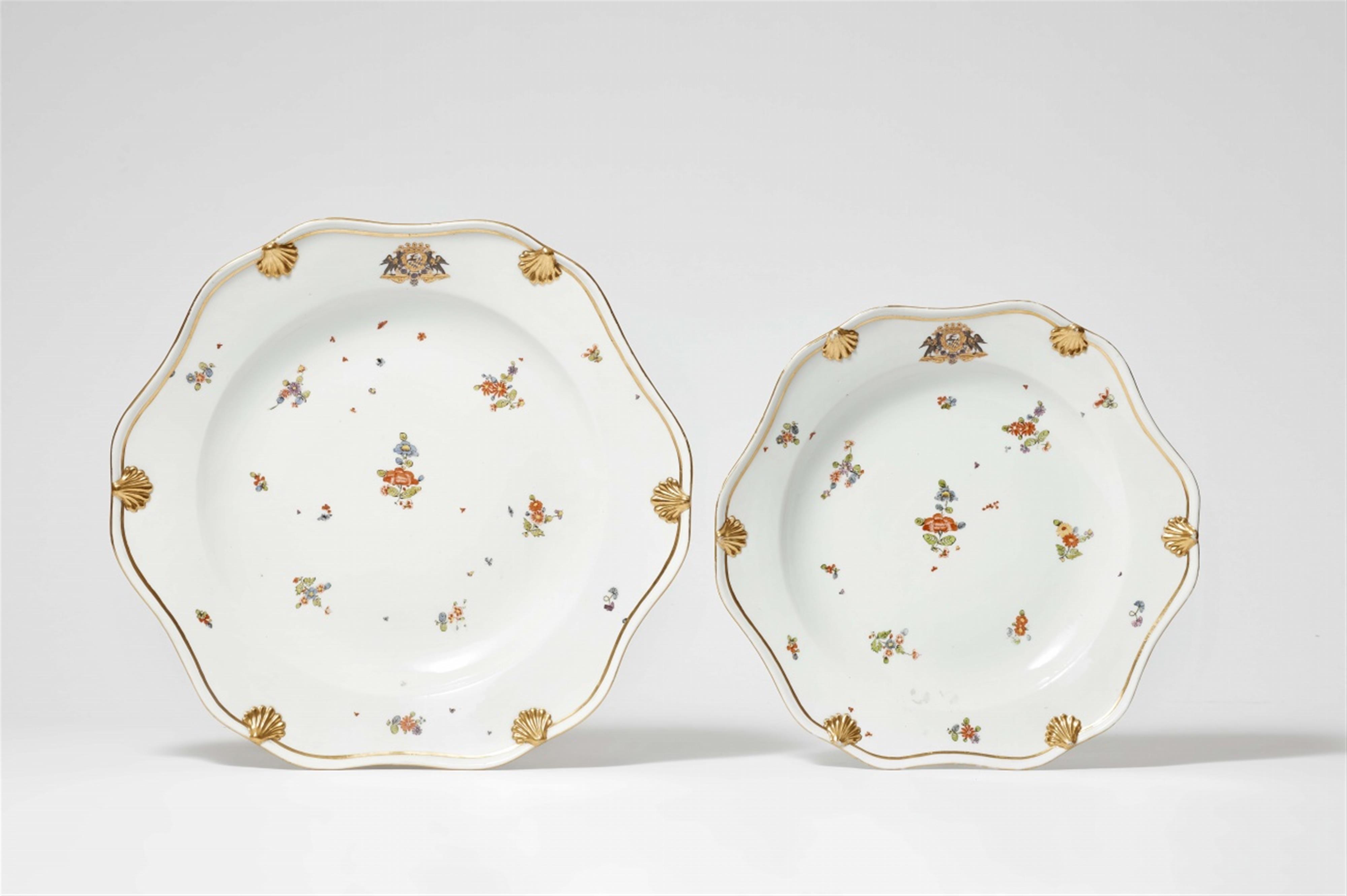 Two Meissen porcelain dishes from the dinner service made for Count Podewils - image-1