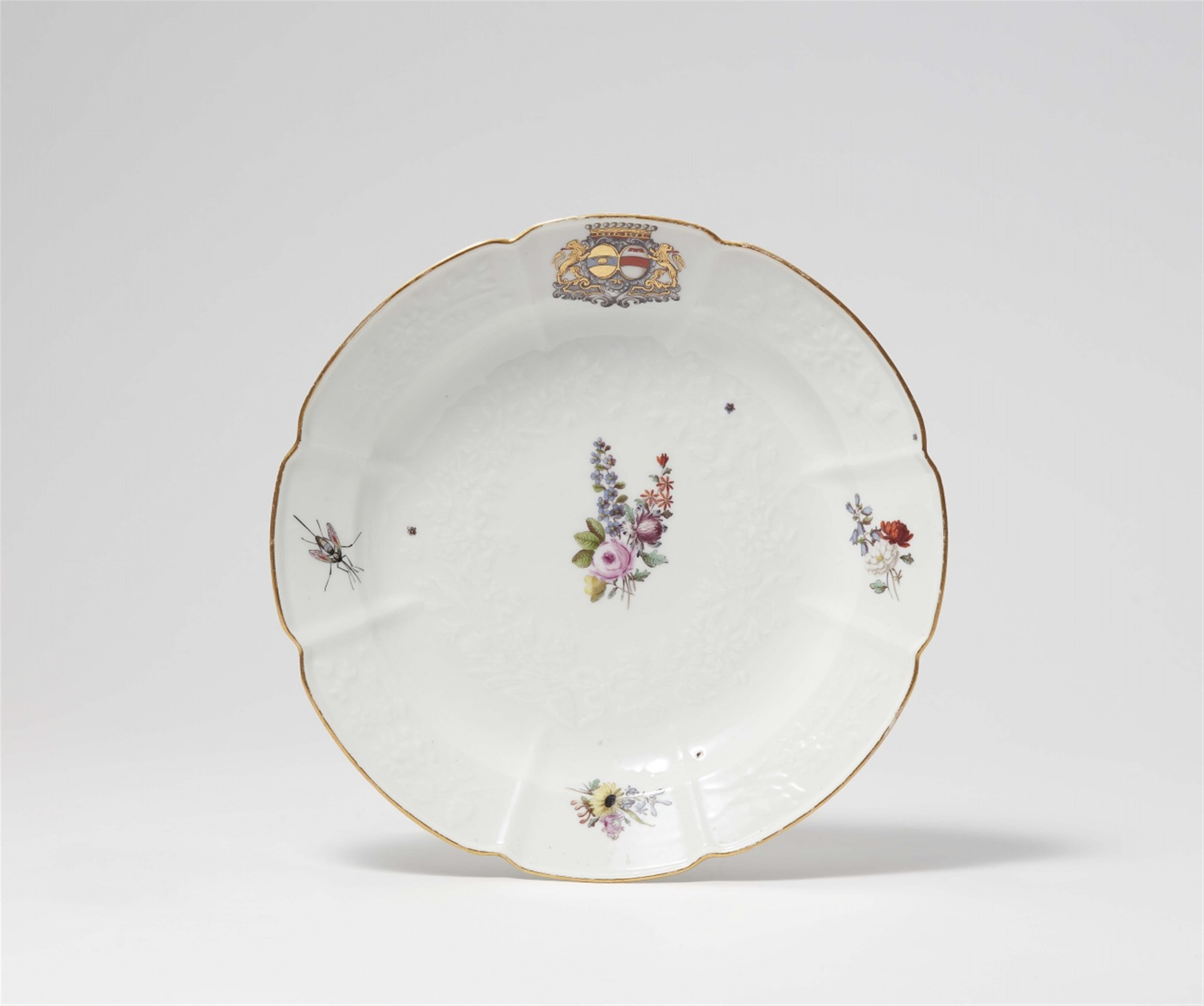 A Meissen porcelain dish from the Pâris de Monmartel-Béthune dinner service - image-1