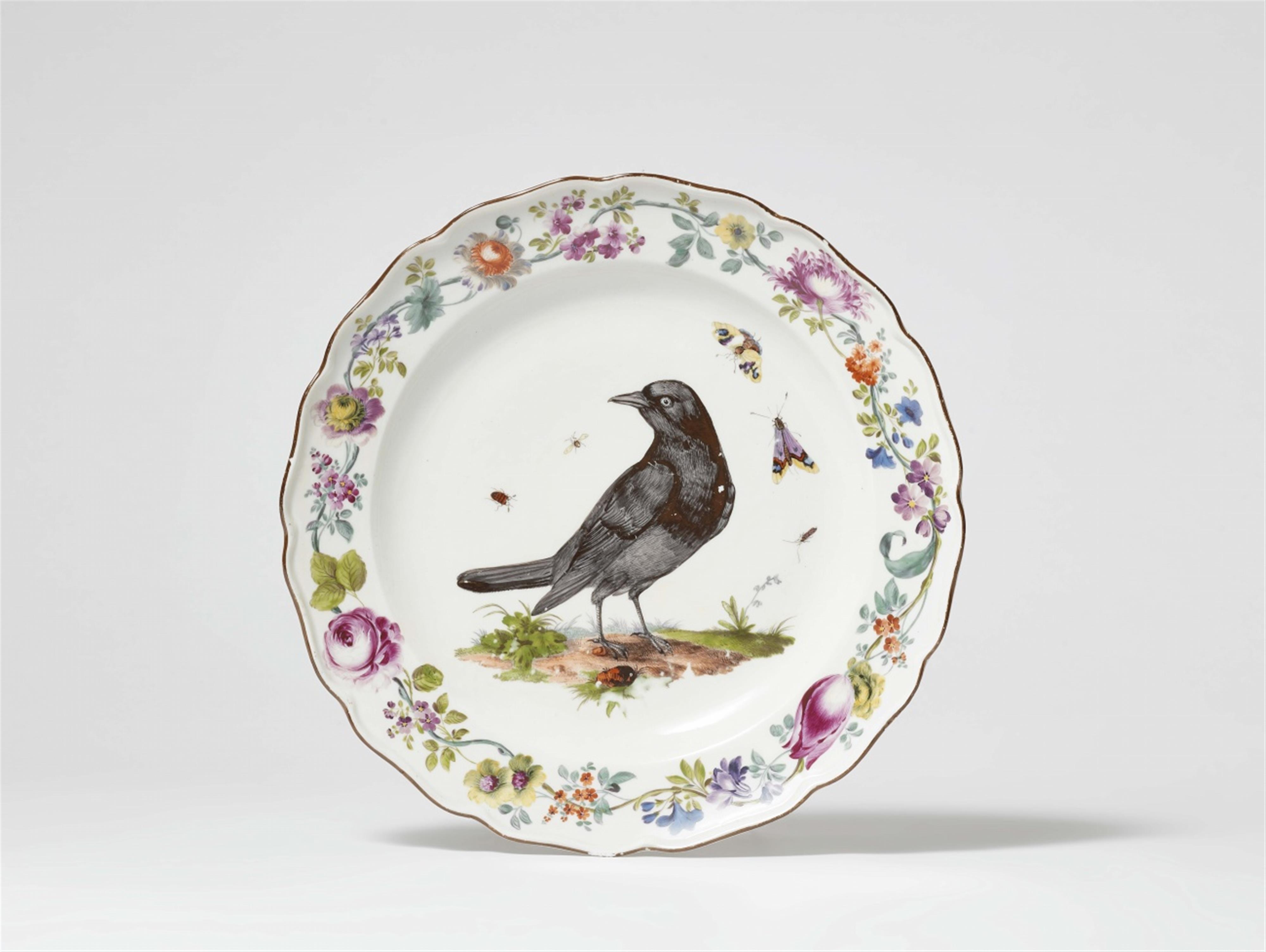 A Meissen porcelain plate with a blackbird motif - image-1