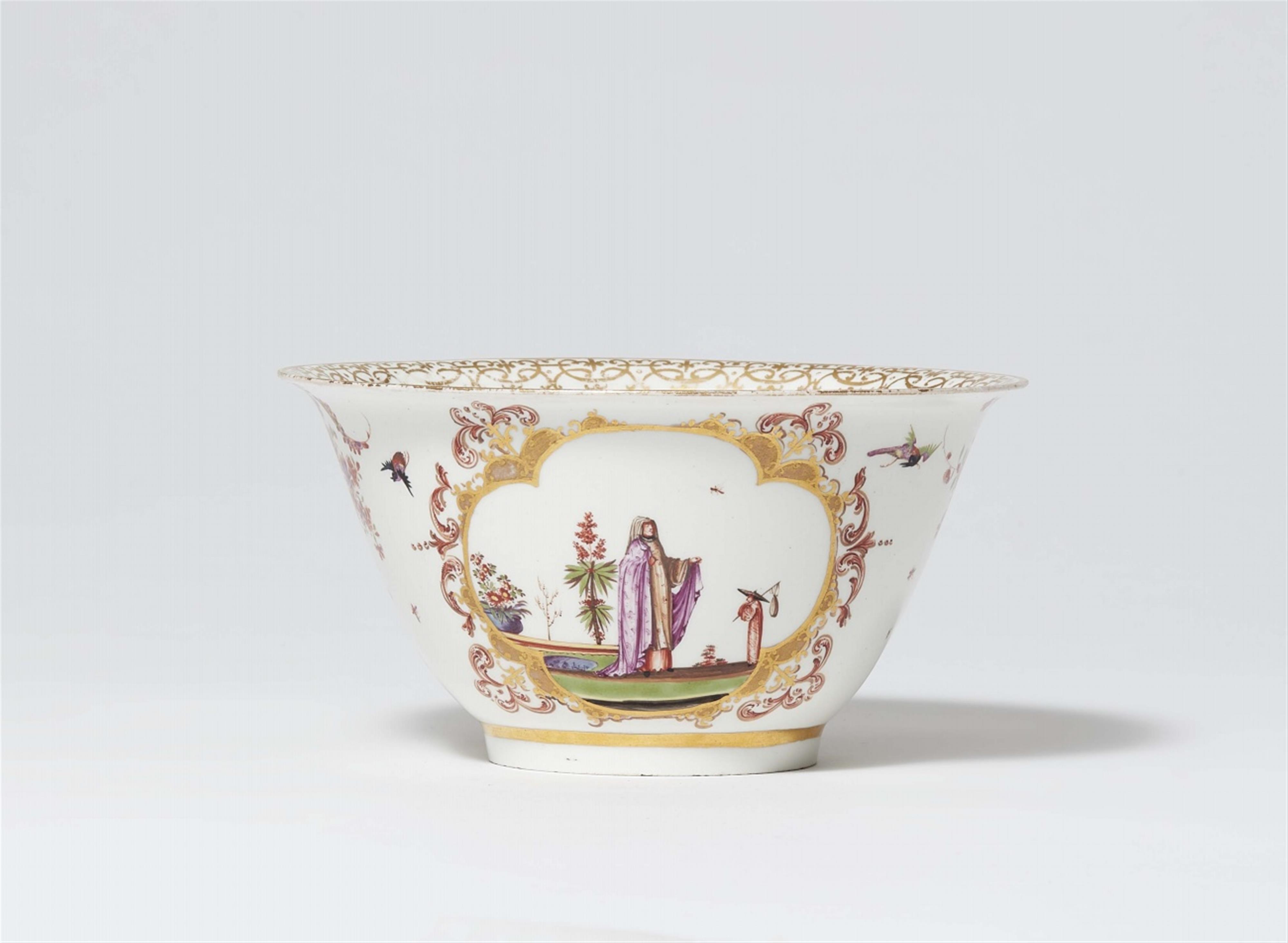 An early Meissen porcelain slop bowl with Hoeroldt Chinoiseries - image-2