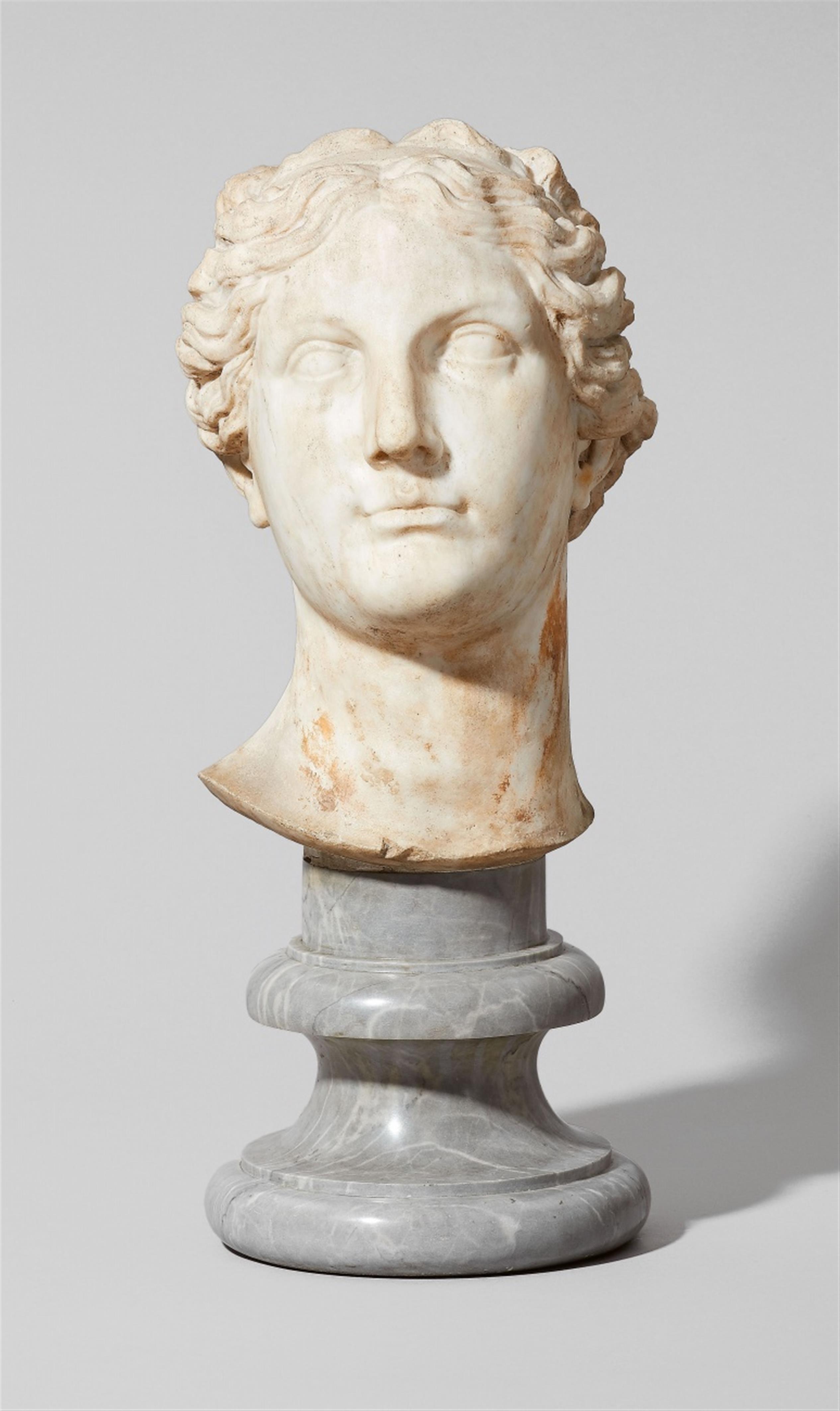 An Italian androgynous white marble bust - image-1
