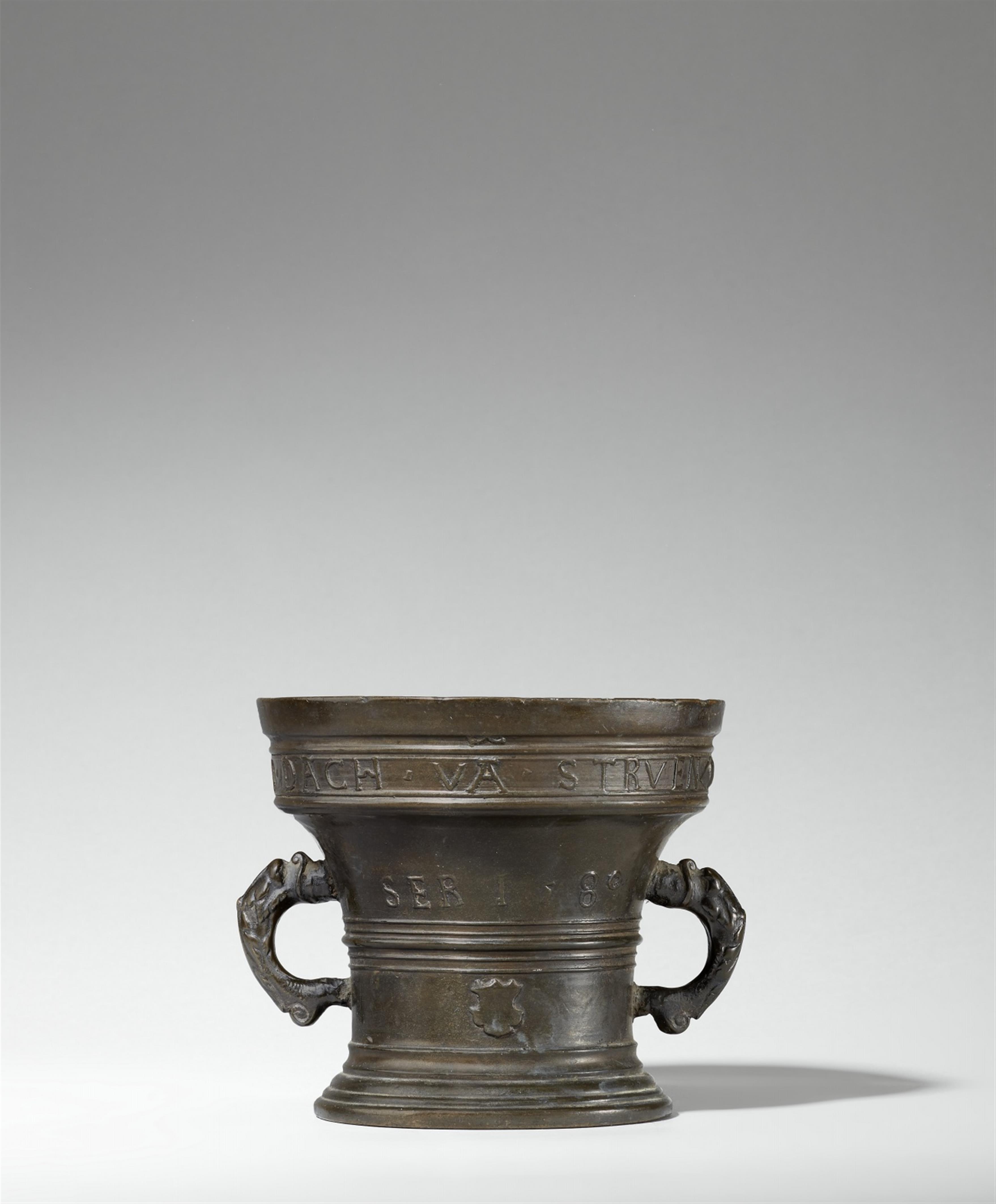 A rare Aachen mortar from 1580 - image-2
