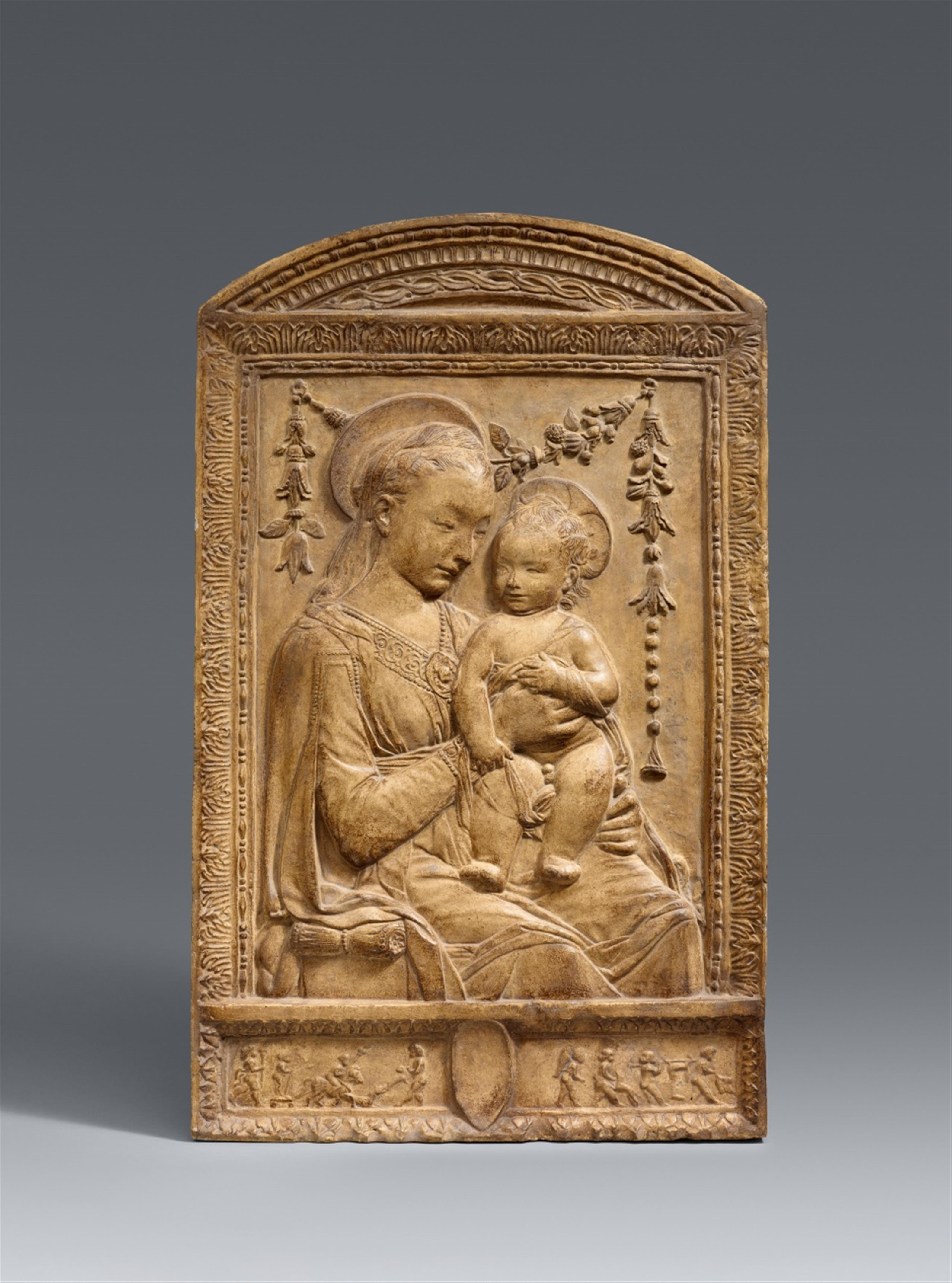 Antonio Rossellino, studio of - A plaster relief of the Virgin and Child from the workshop of Antonio Rossellino - image-1