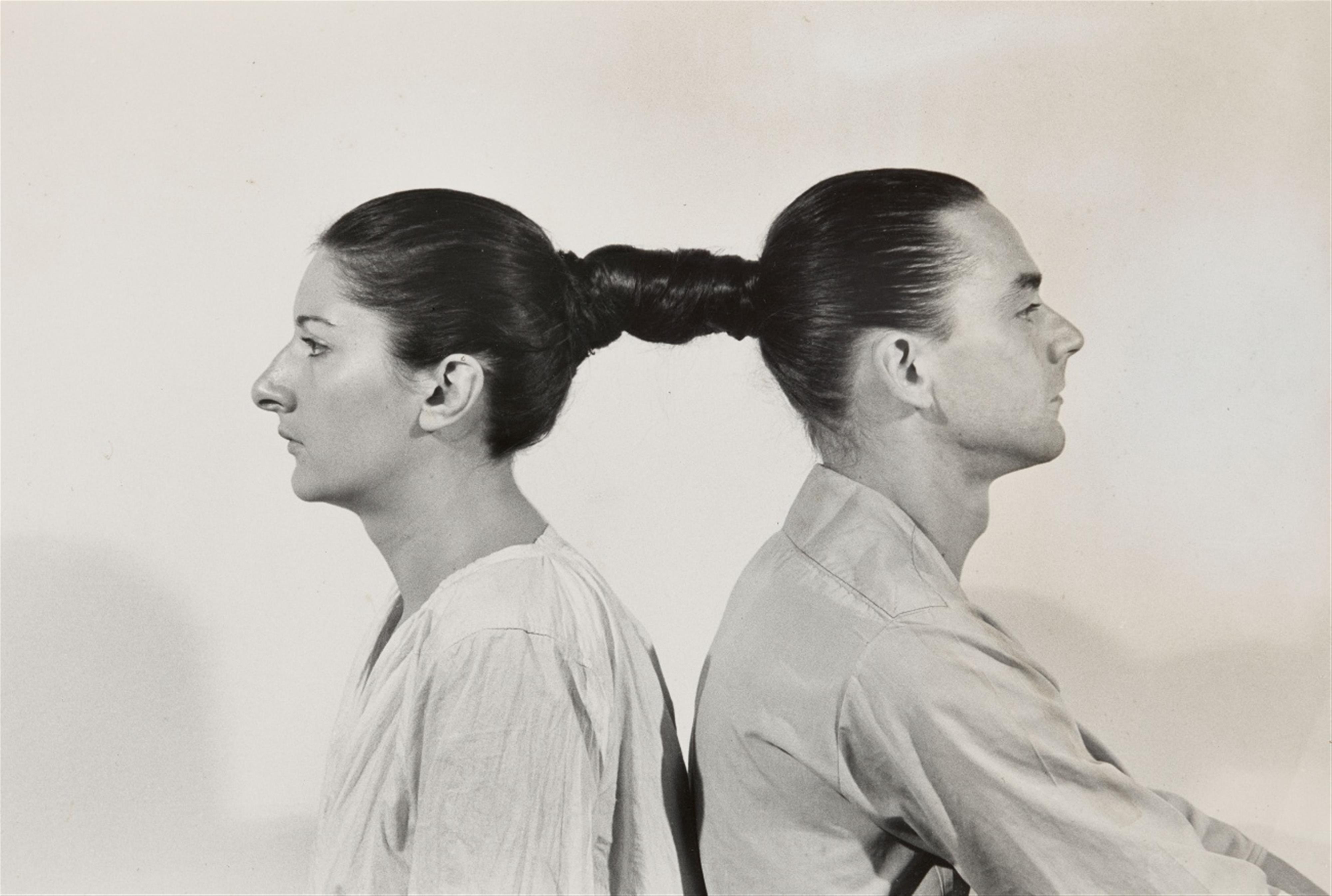 Marina Abramovic
Ulay - Relation in Time - image-1
