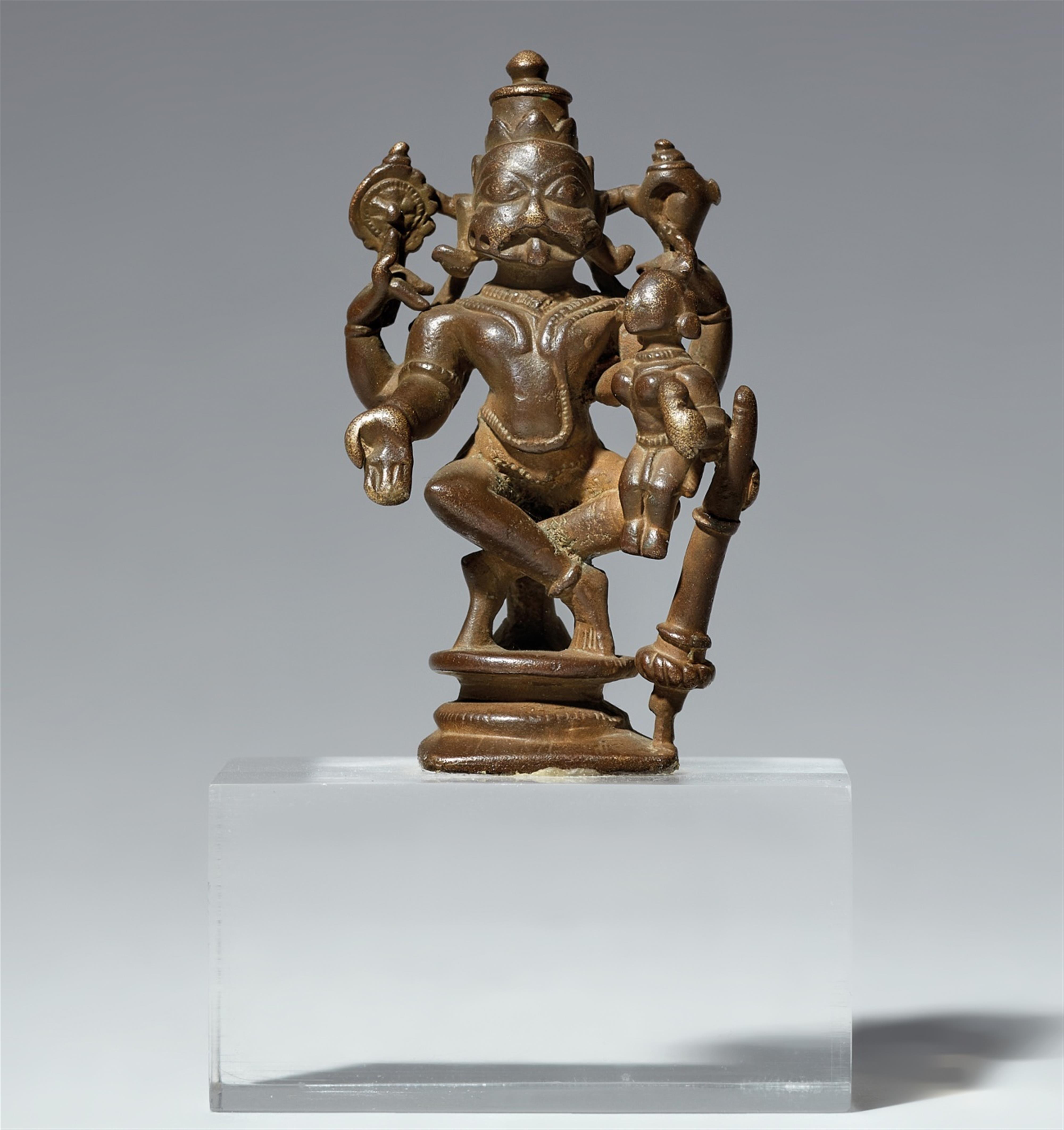 A small South Indian copper alloy figure of Narasimha. Probably 16th century - image-1