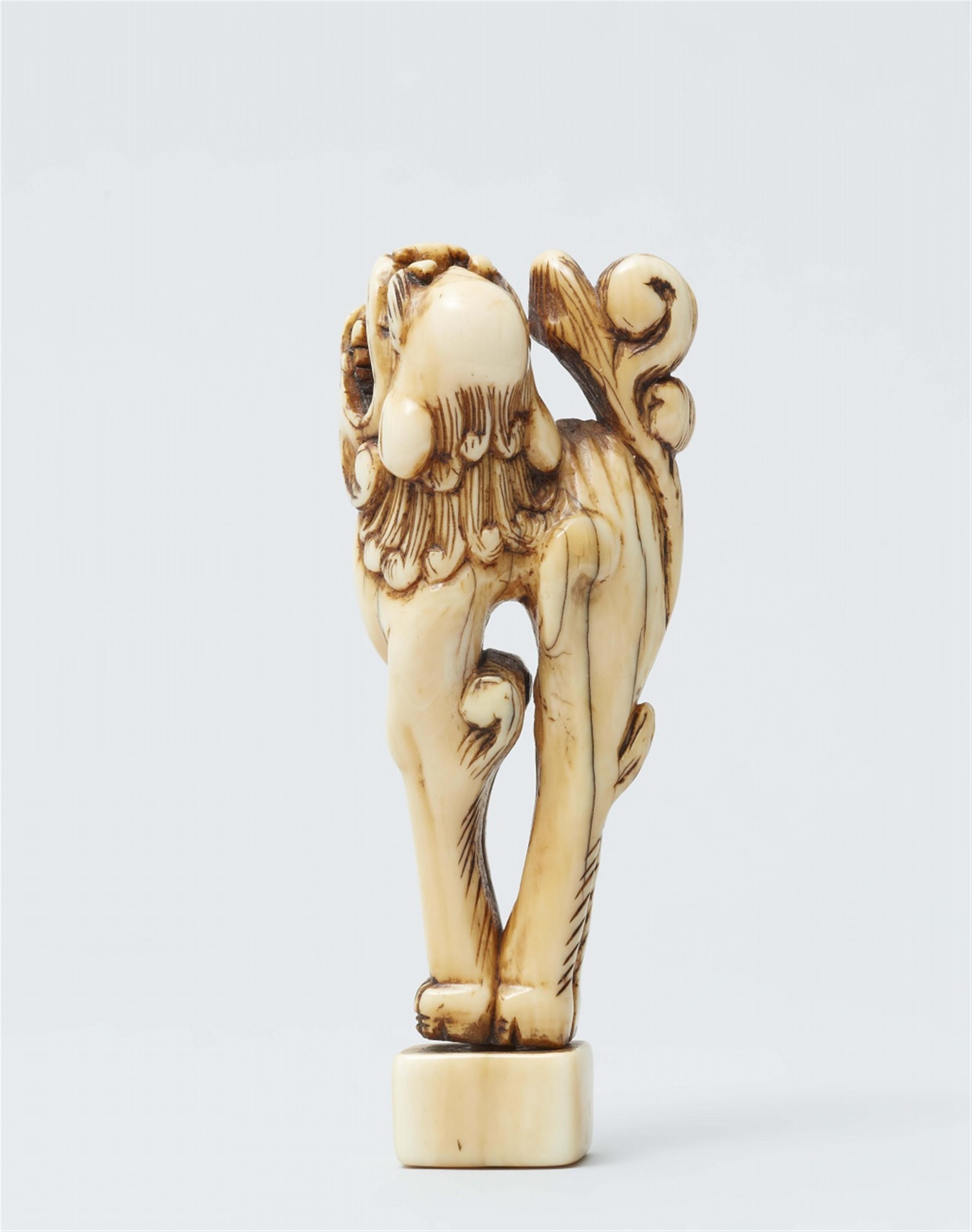 An ivory netsuke of a karashishi. 18th century - image-5