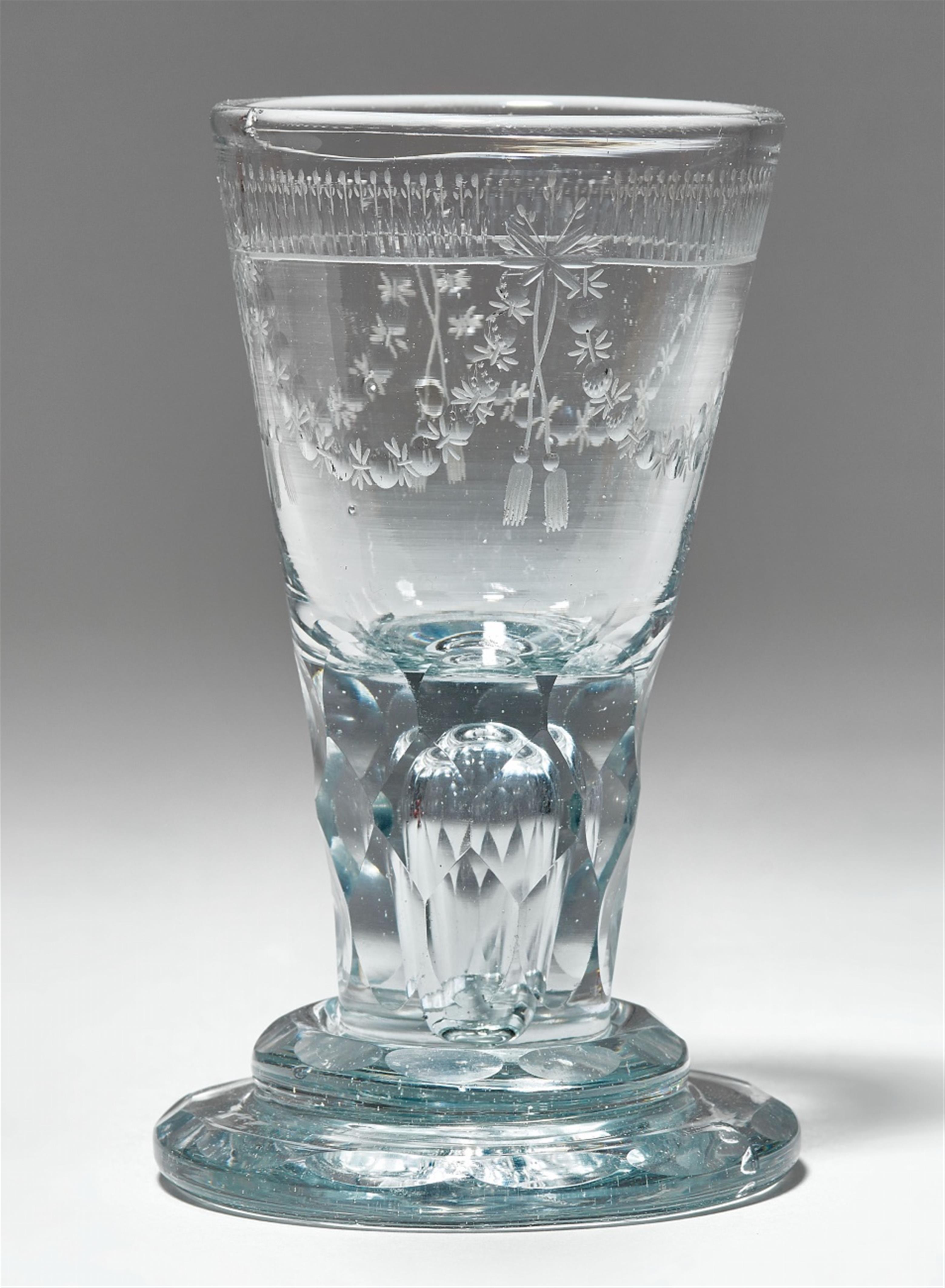 A set of 12 cut glass liqueur glasses - image-2