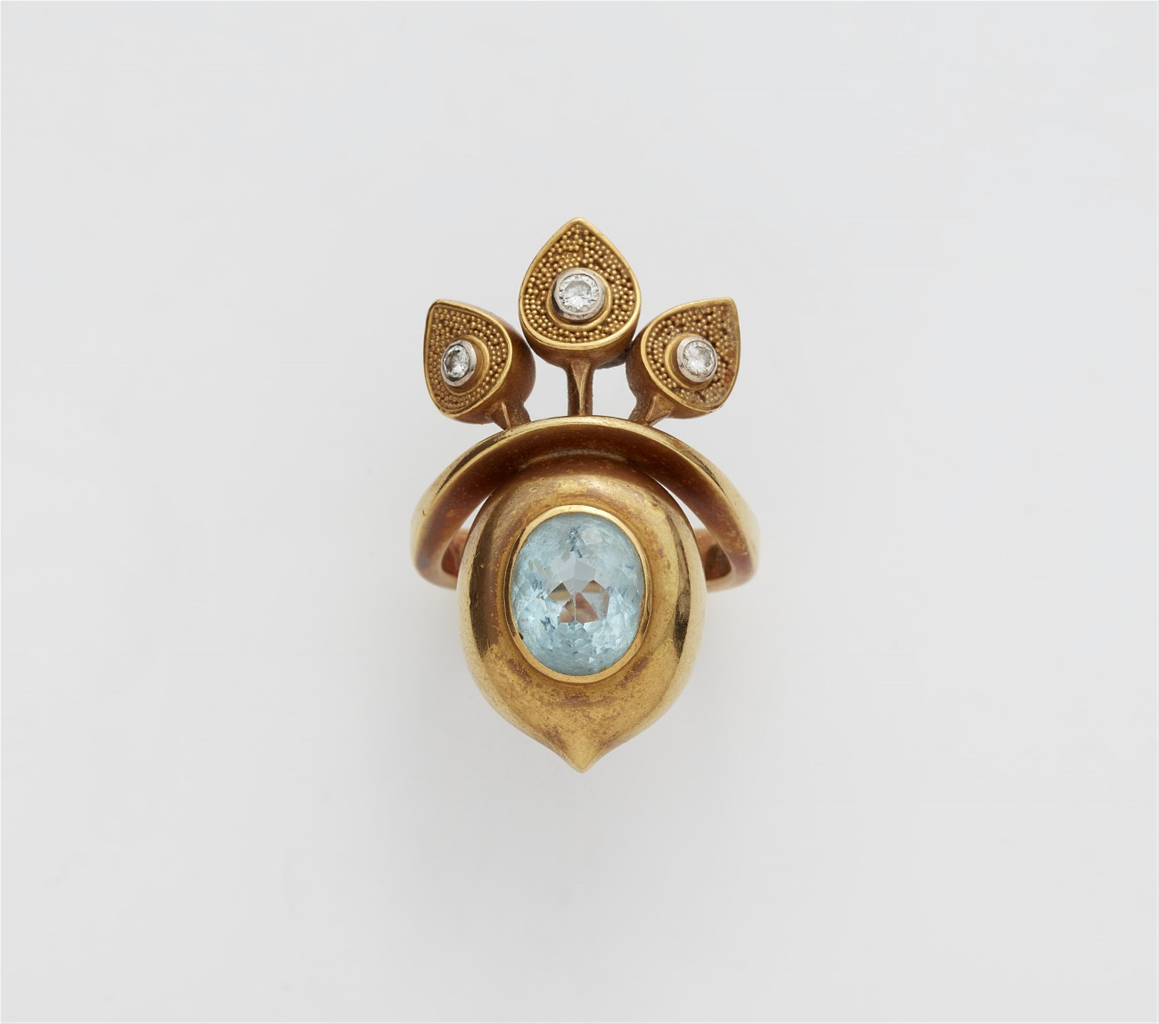 An 18k gold granulation aquamarine ring - image-1