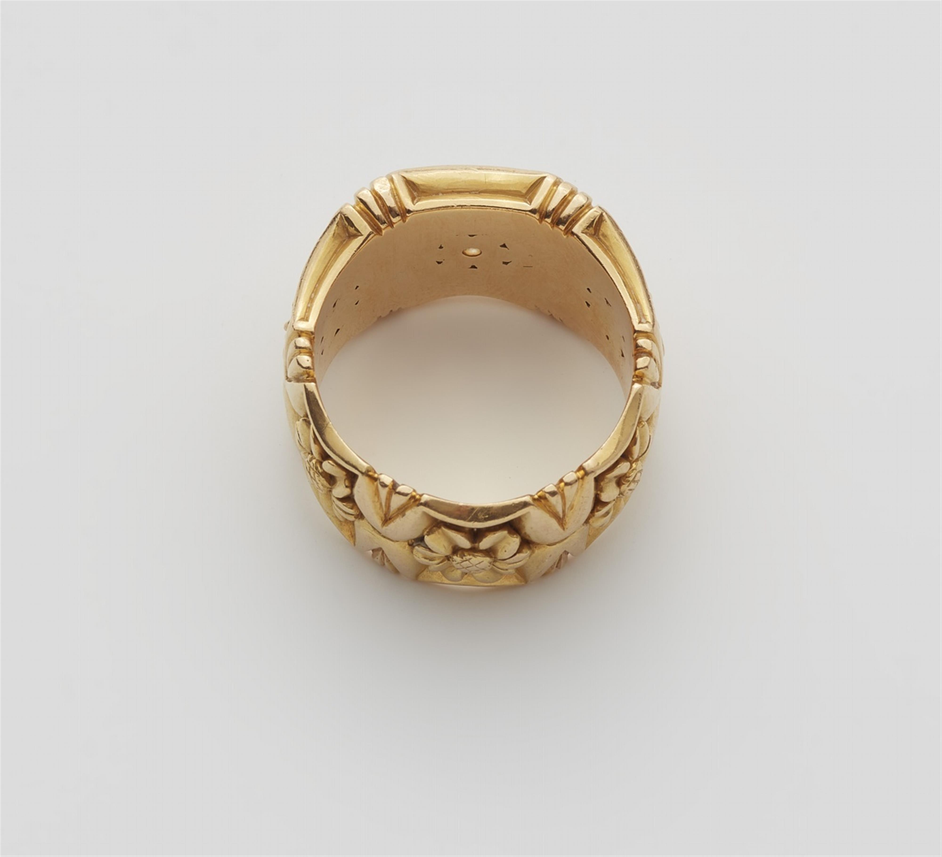 An 18k gold “gritli“ ring with a diamond solitaire - image-3