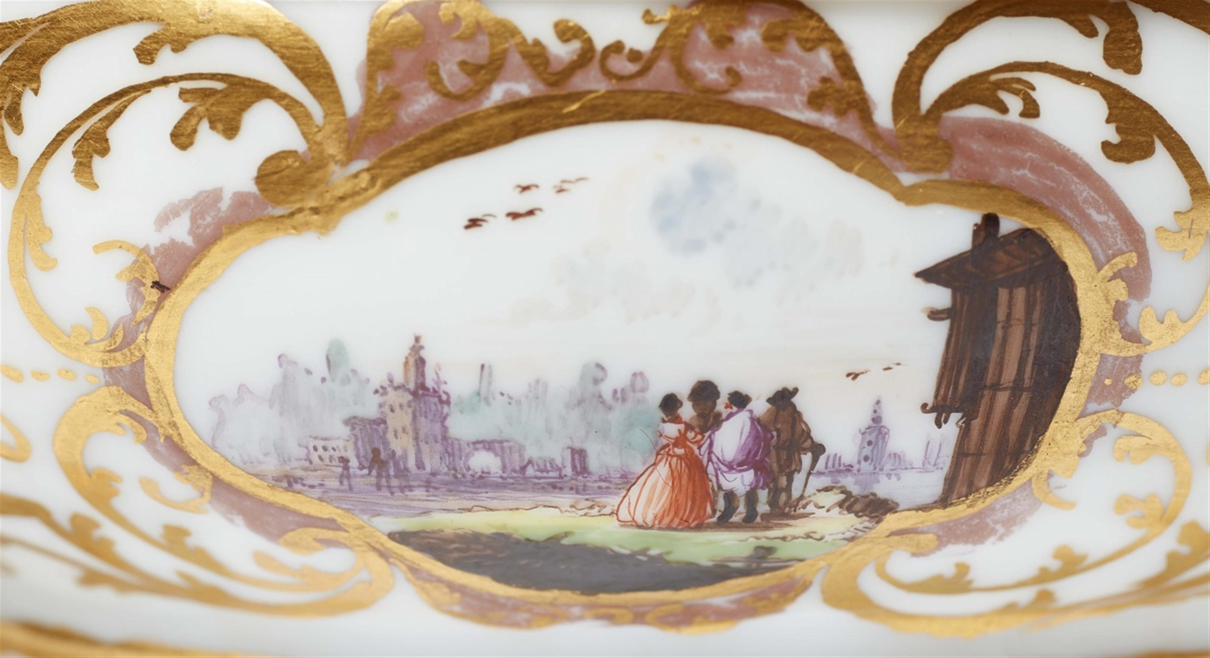 An exceptional Meissen porcelain tureen with chinoiseries and merchant navy scenes - image-10