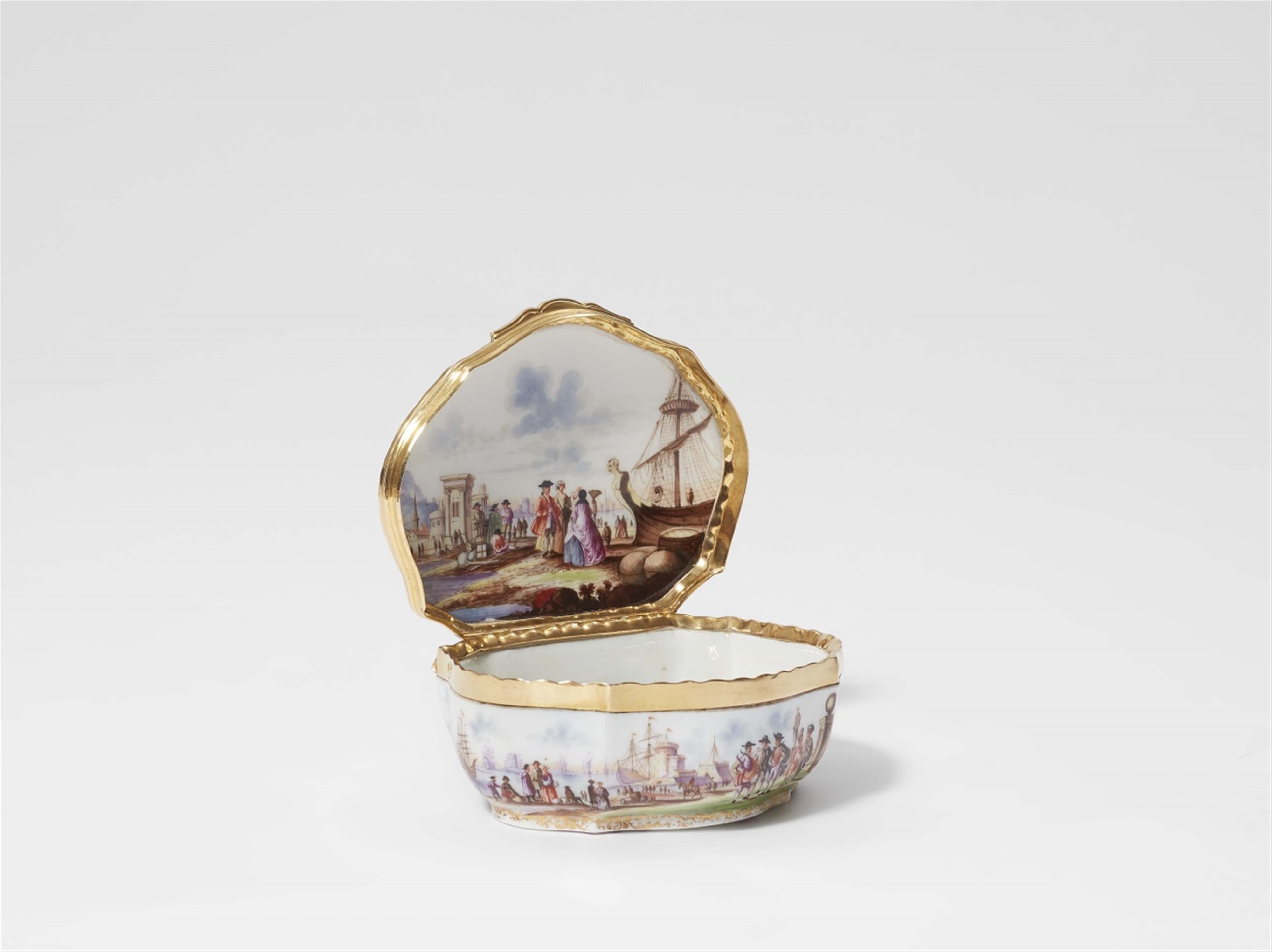 A Meissen porcelain snuff box with merchant navy scenes - image-1