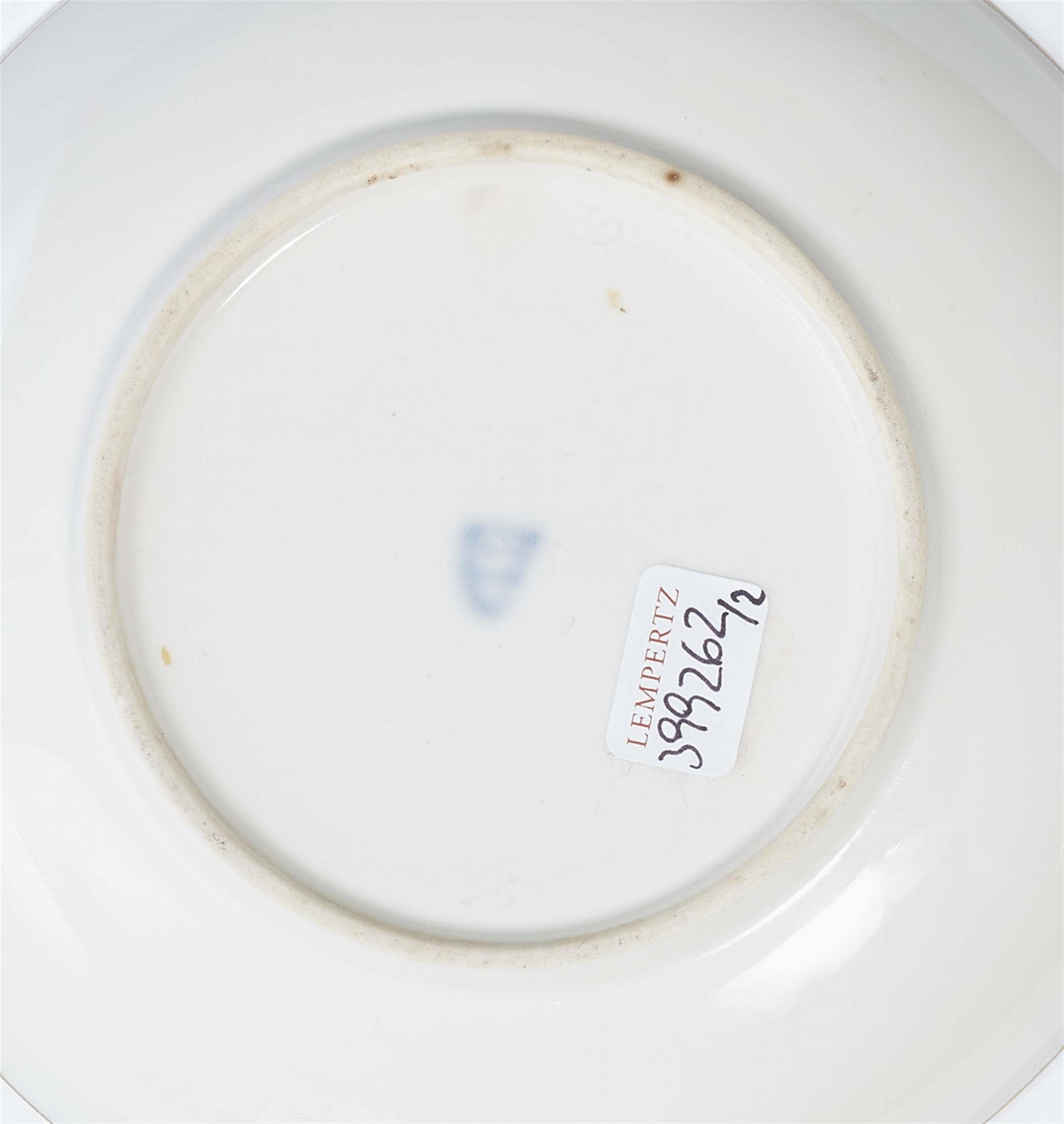 A Royal Vienna porcelain trembleuse cup with arabesque decor - image-2