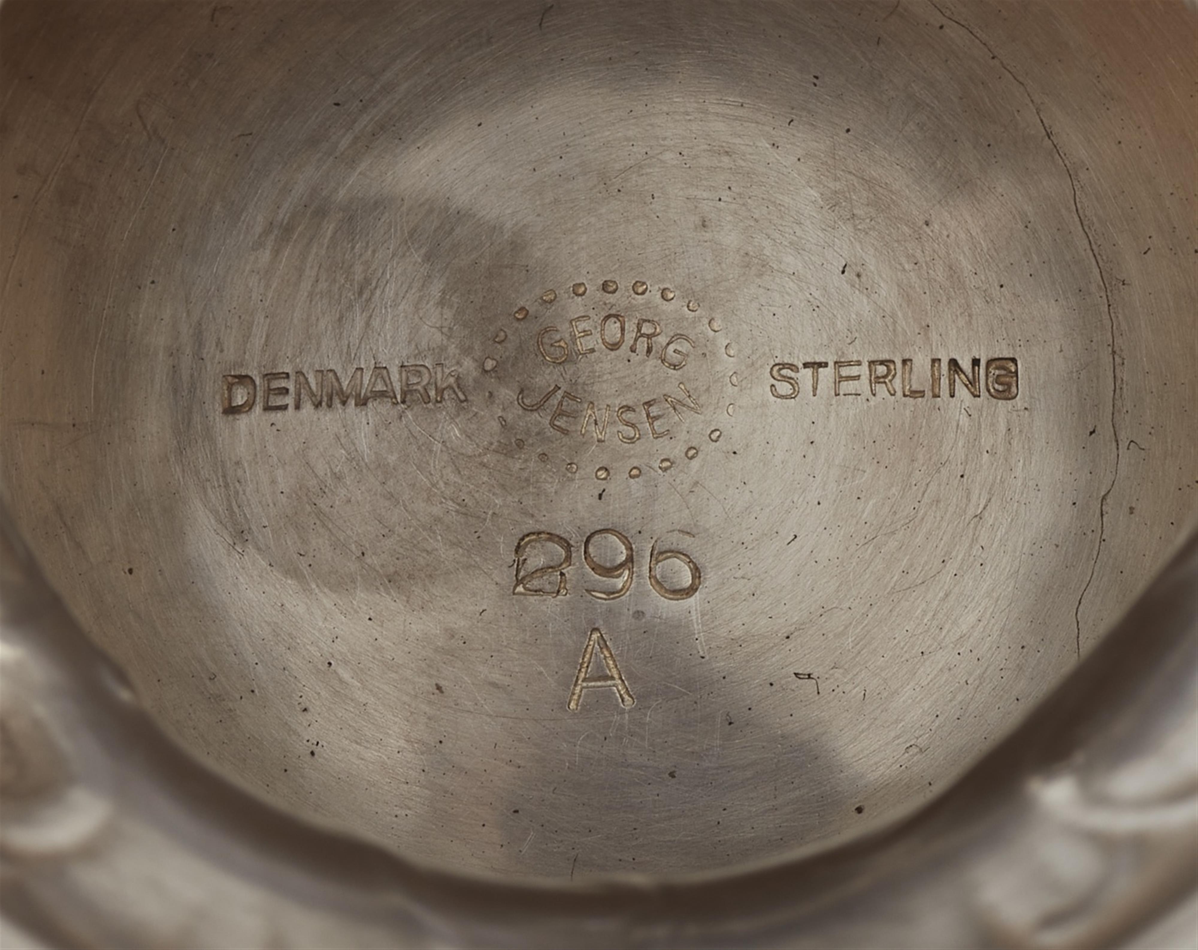 A Georg Jensen Copenhagen silver beaker, model no. 110 - image-2
