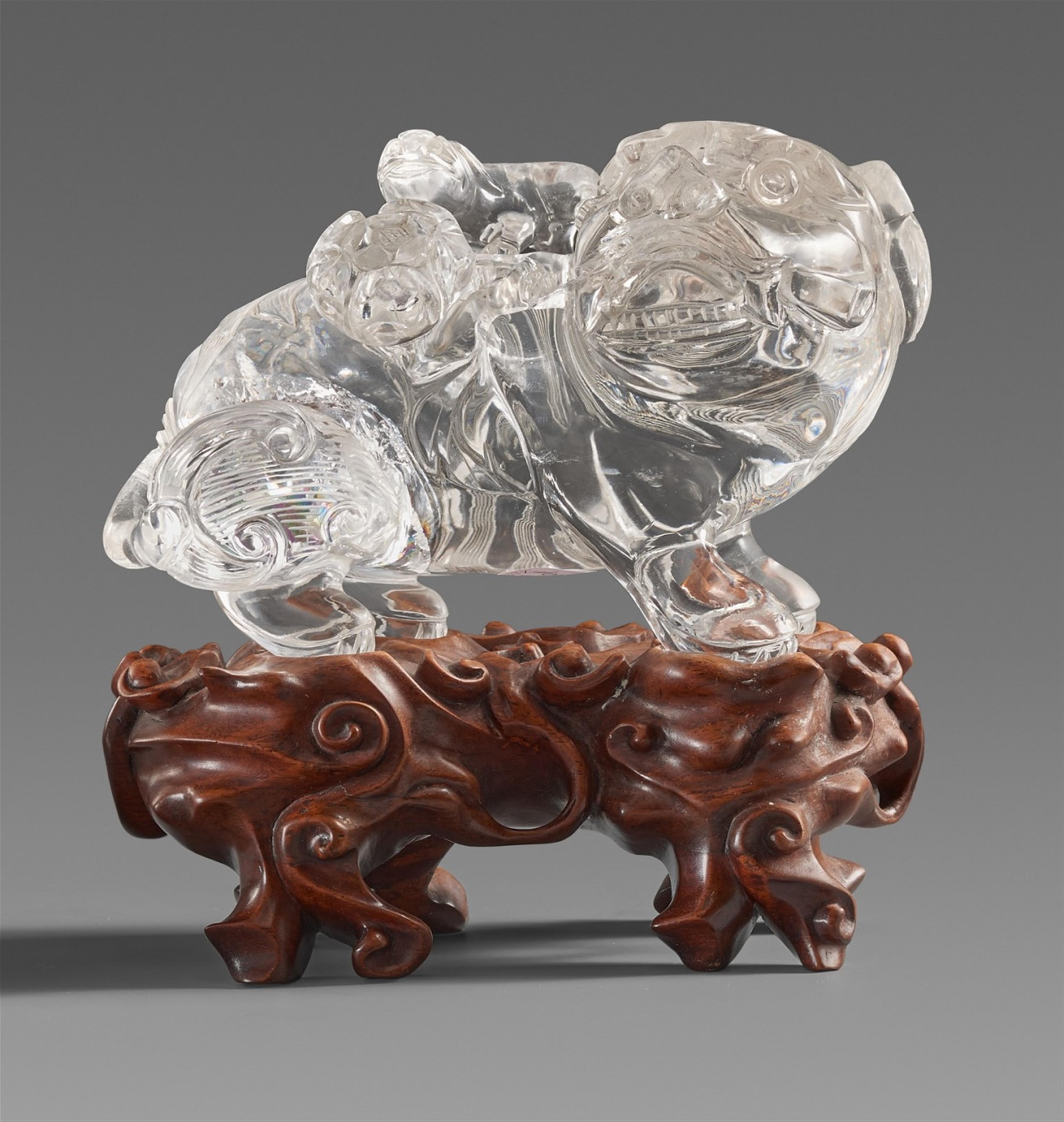 A rock crystal carving of a lion and cub group. 18th/19th - image-1