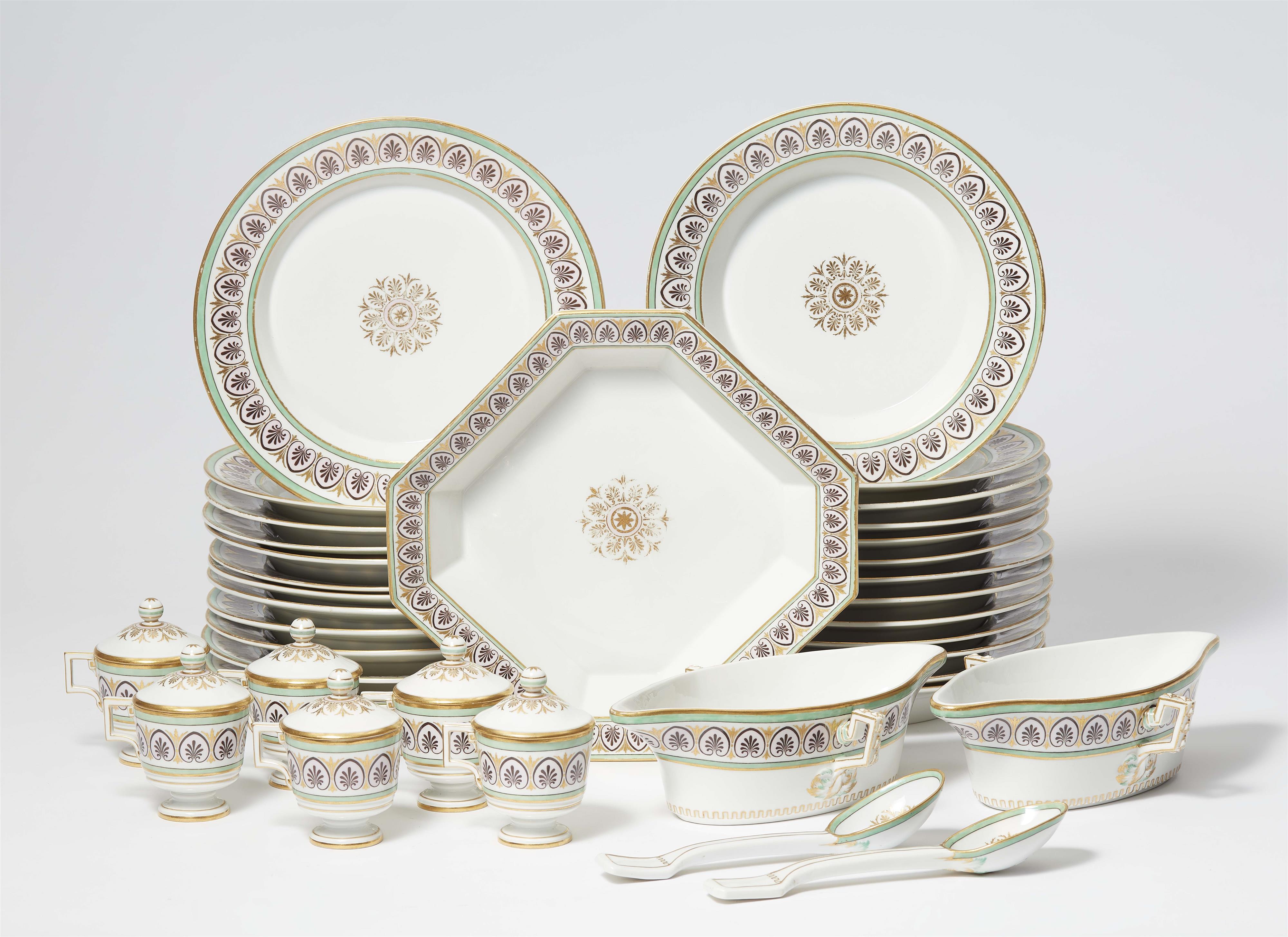 An extensive Neoclassical Berlin KPM porcelain dinner service - image-1