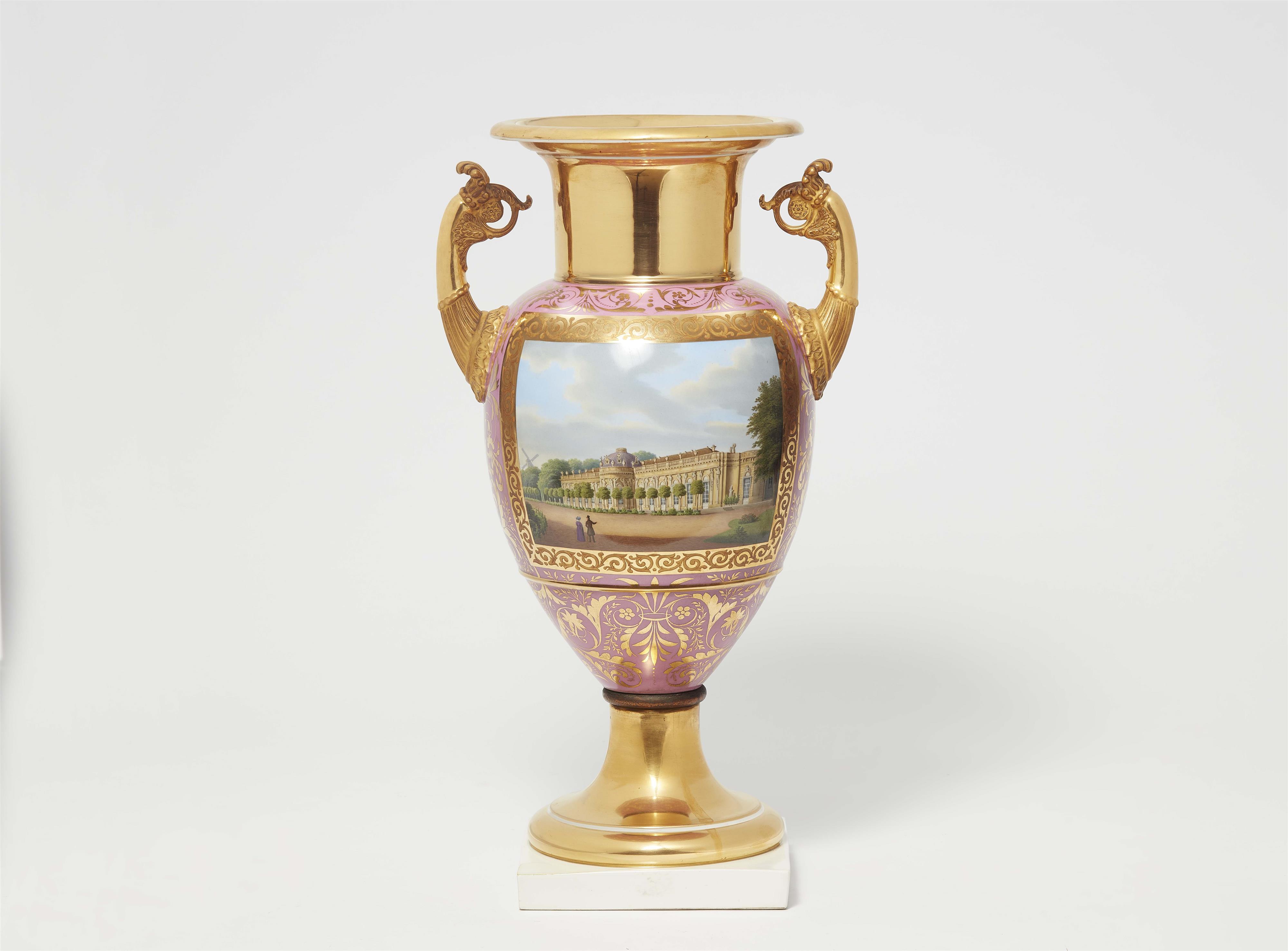 Vase mit Ansichten der Schlösser Sanssouci und Charlottenburg - image-1