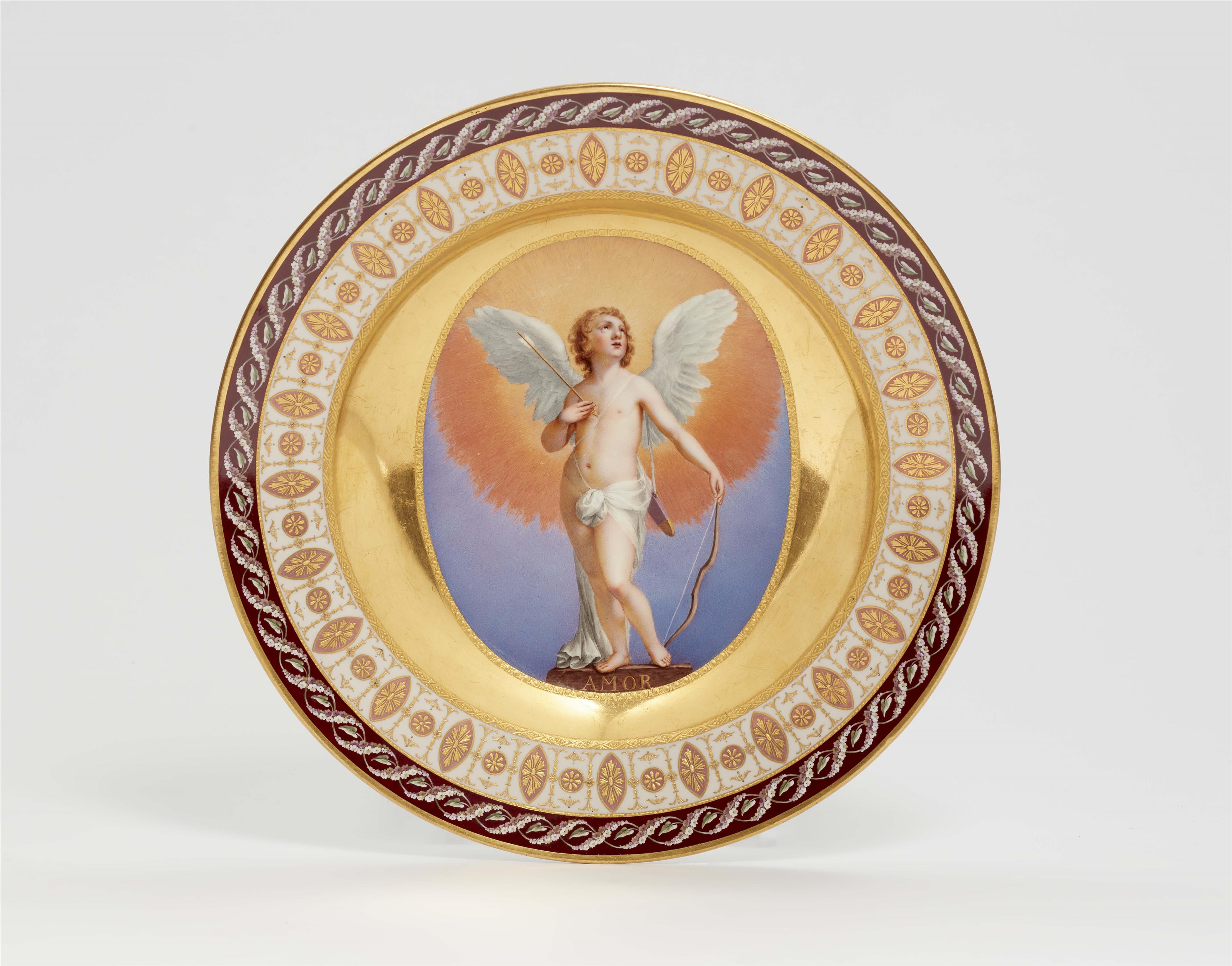 A Royal Vienna porcelain plate "Amor" - image-1
