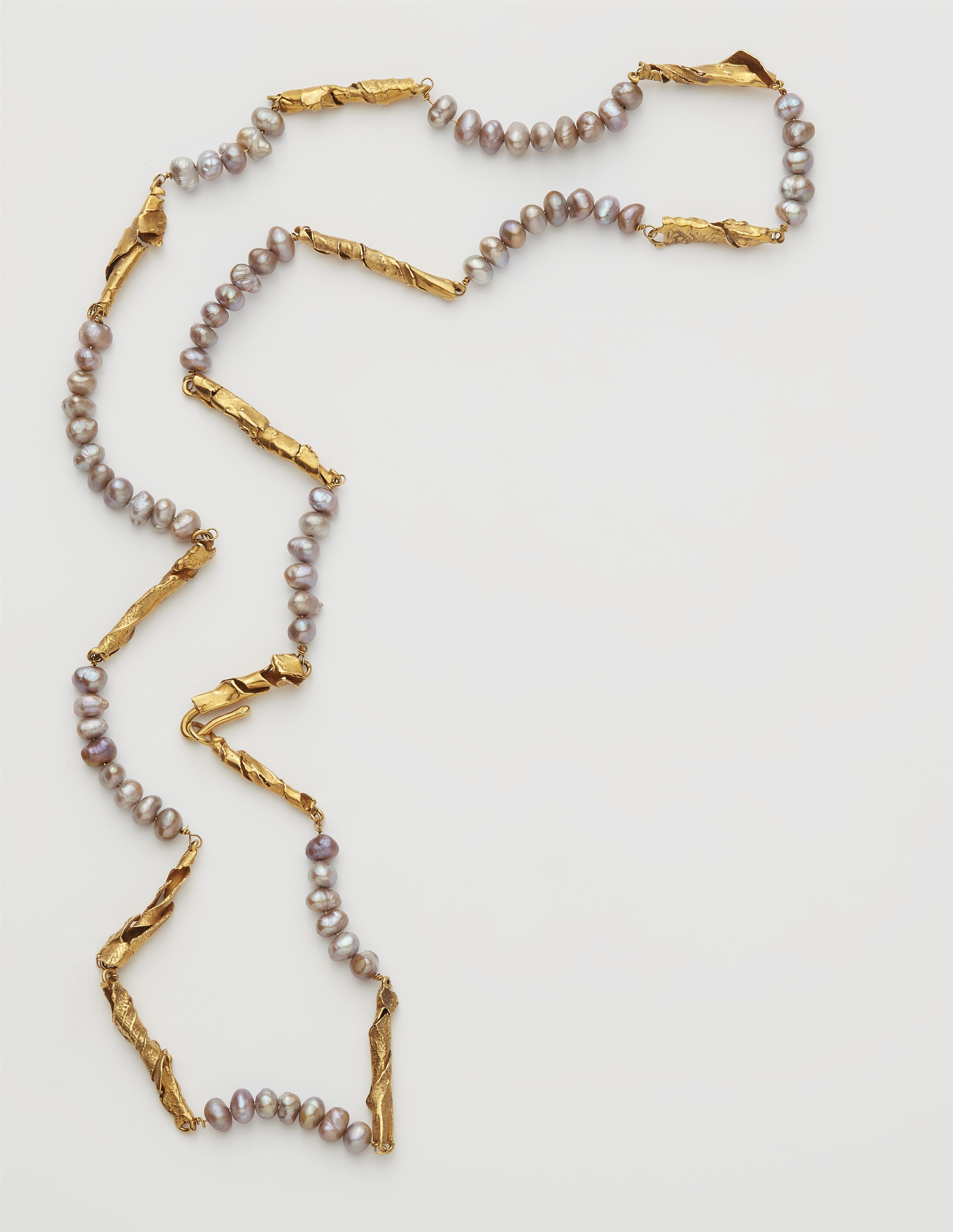 A German 18k gold Biwa pearl necklace. - image-1