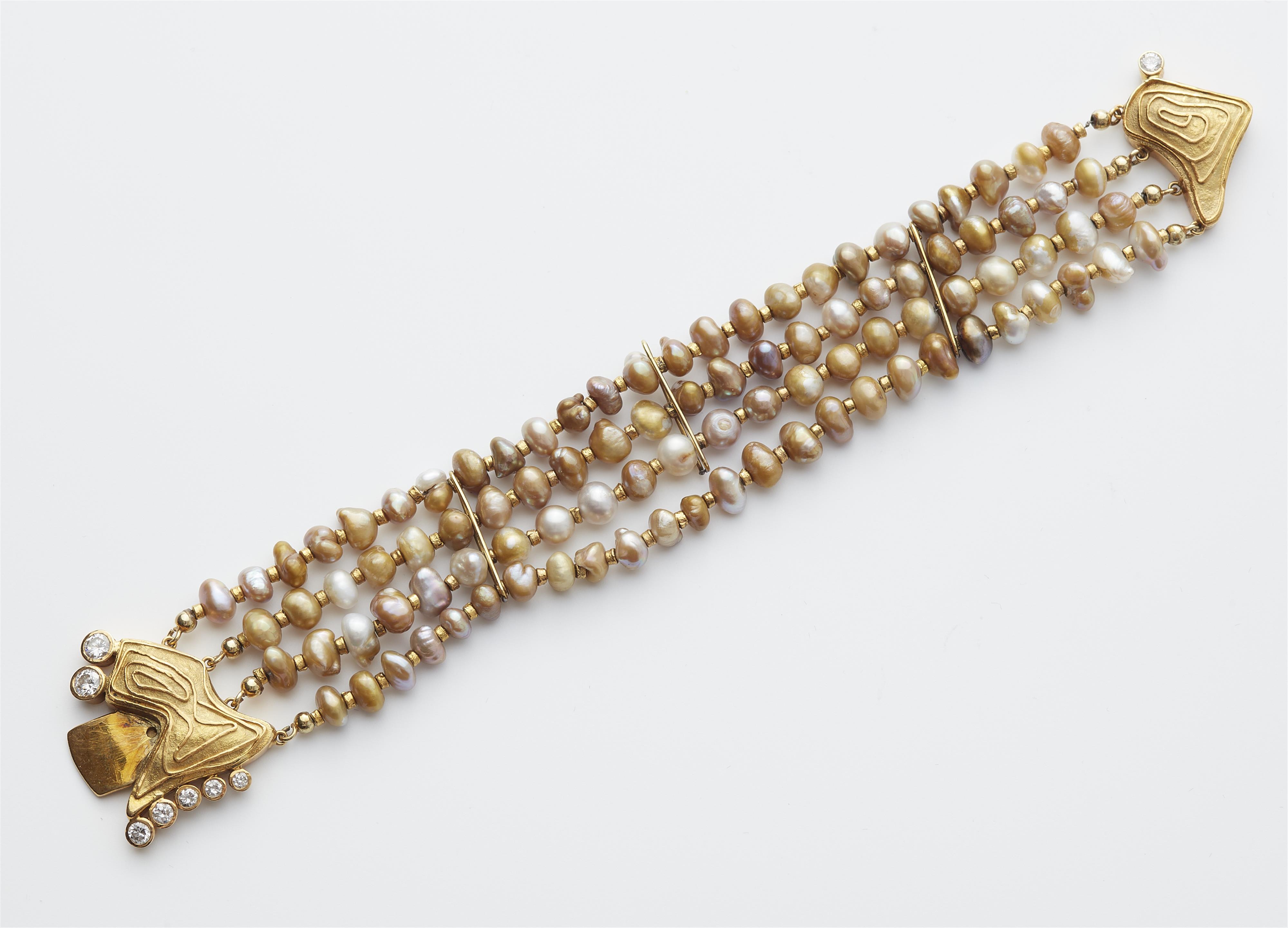 A German 18k yellow gold Biwa pearl bracelet. - image-1