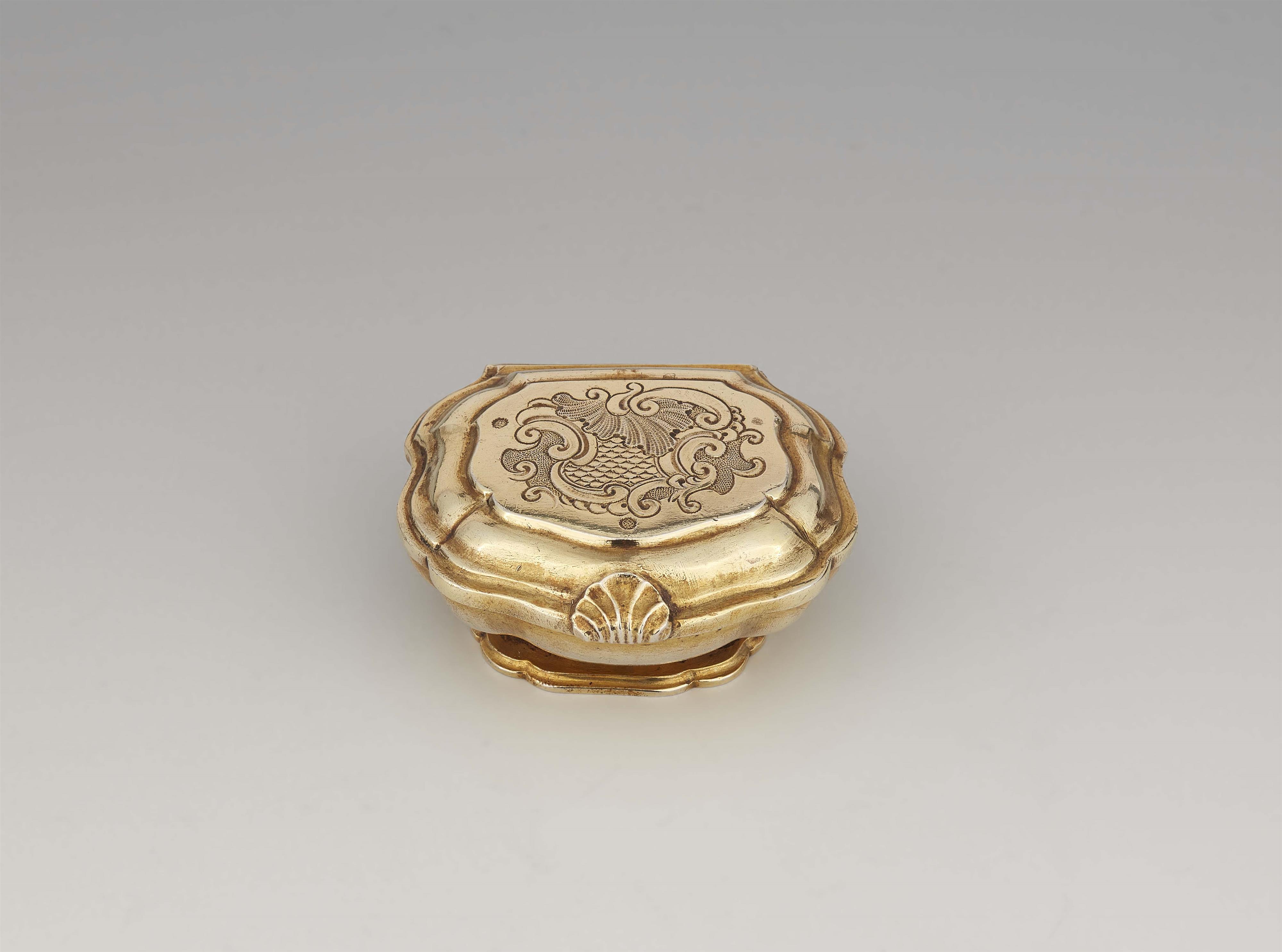An Augsburg Rococo silver box - image-1
