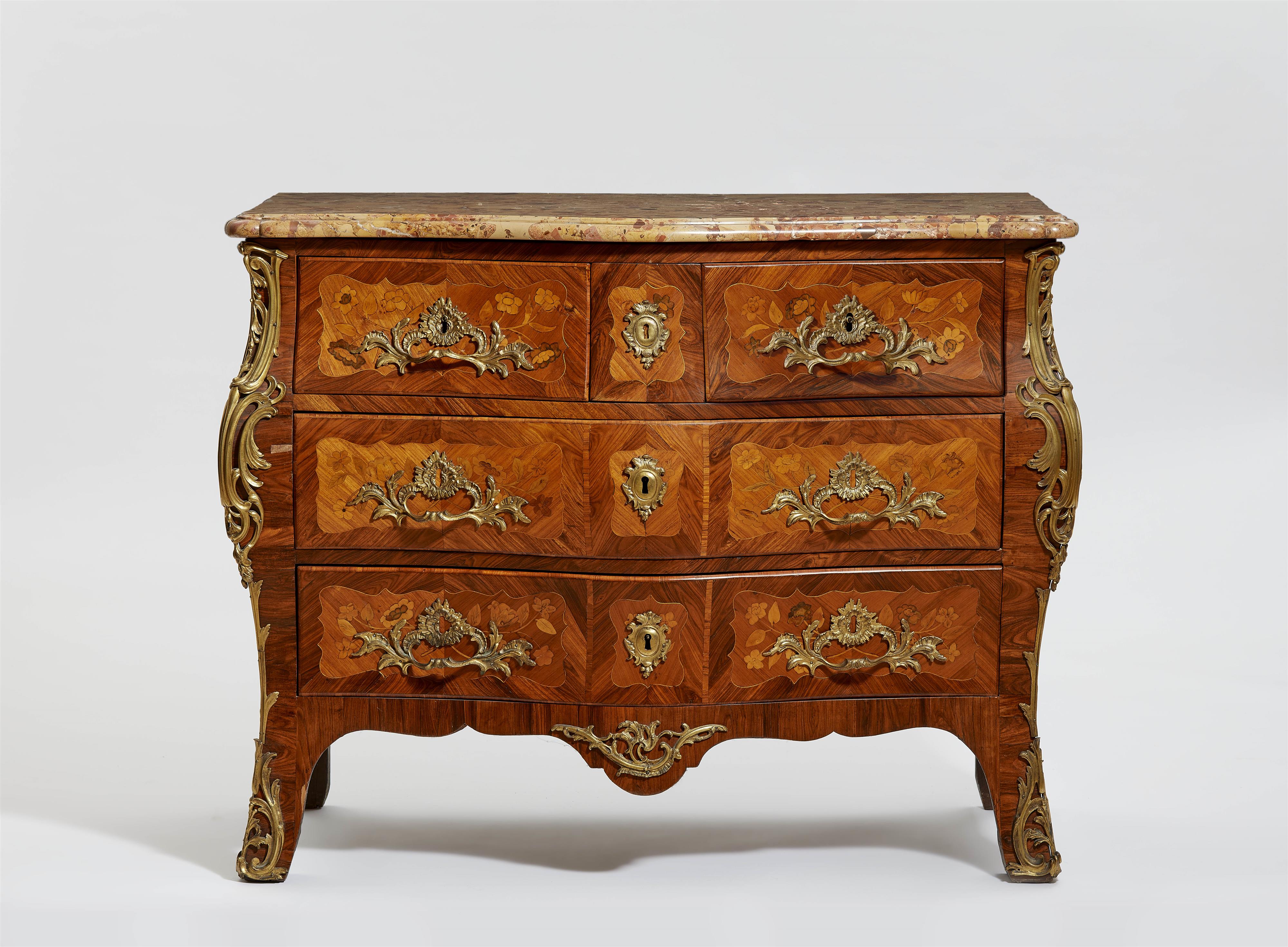 A Louis XV chest of drawers - image-1