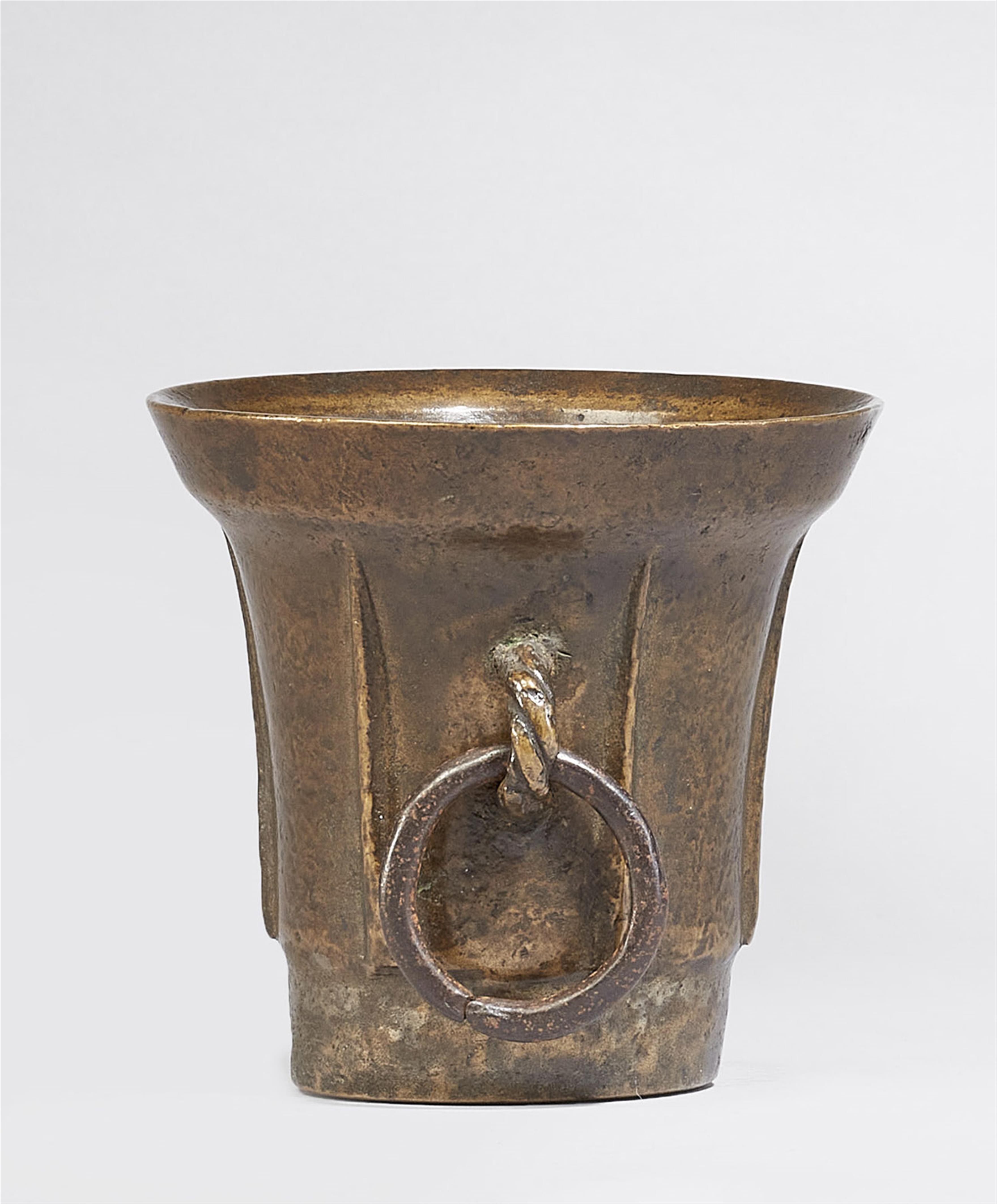 A Gothic single-handled mortar - image-2